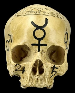 Figuren Shop GmbH Dekofigur Totenkopf Witchcraft Skull - Gothic Deko Halloween