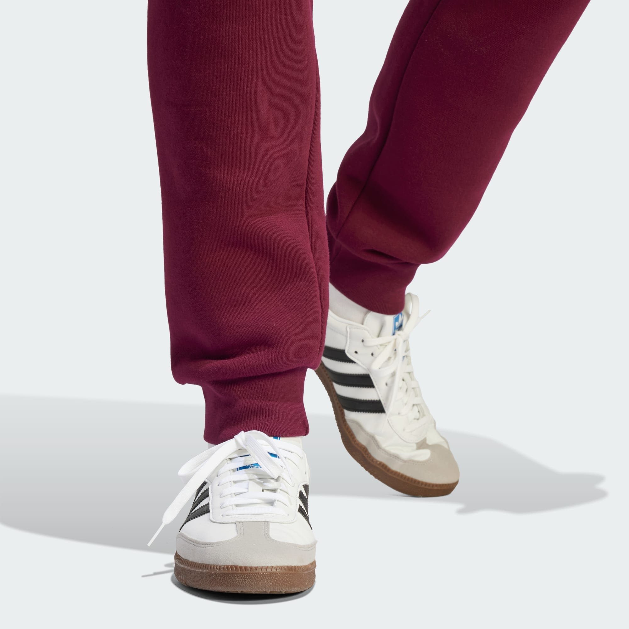 ESSENTIALS TREFOIL Jogginghose adidas Originals HOSE Maroon