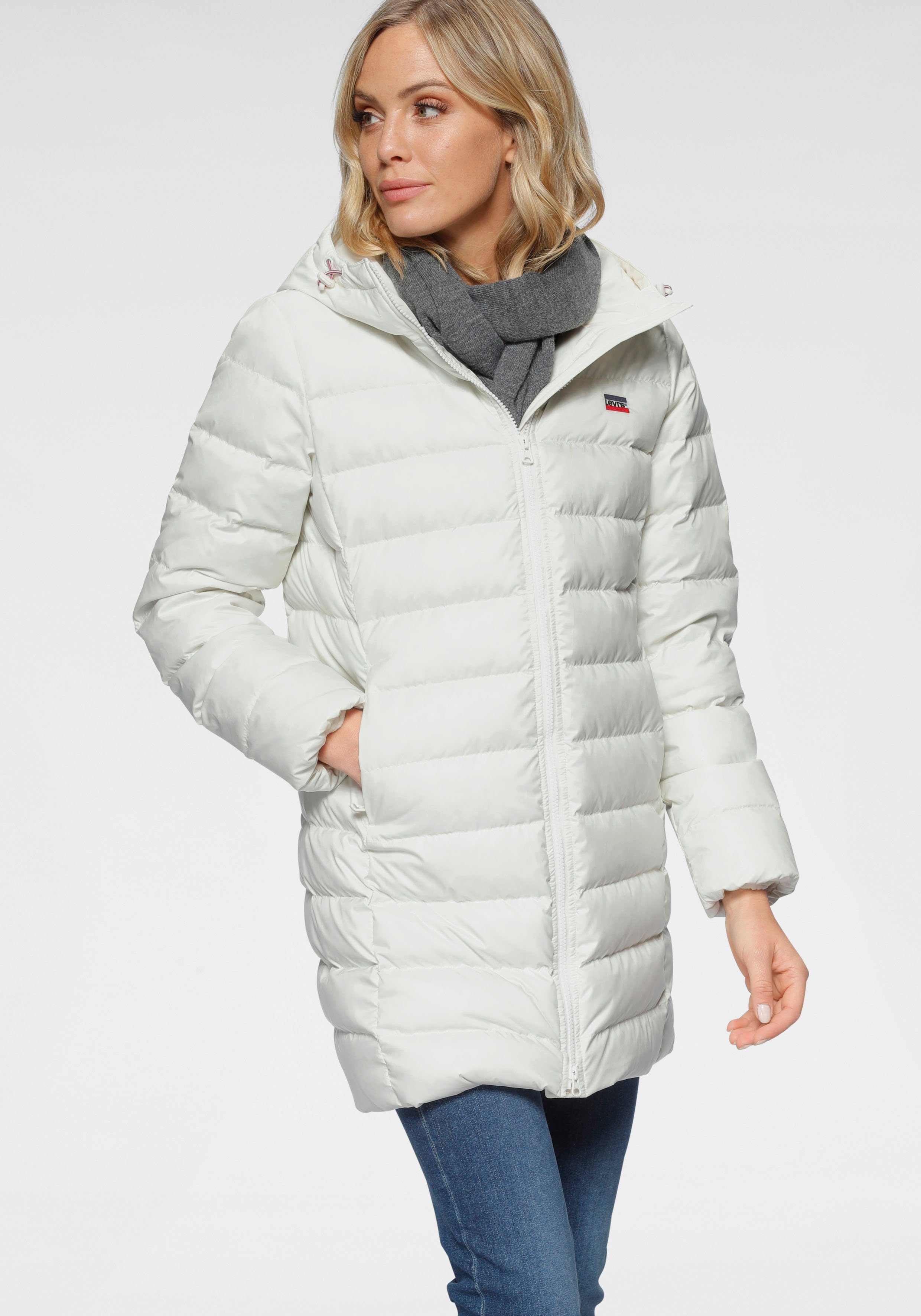 Parkas Gut Gekleidet Bei Wind Wetter Otto