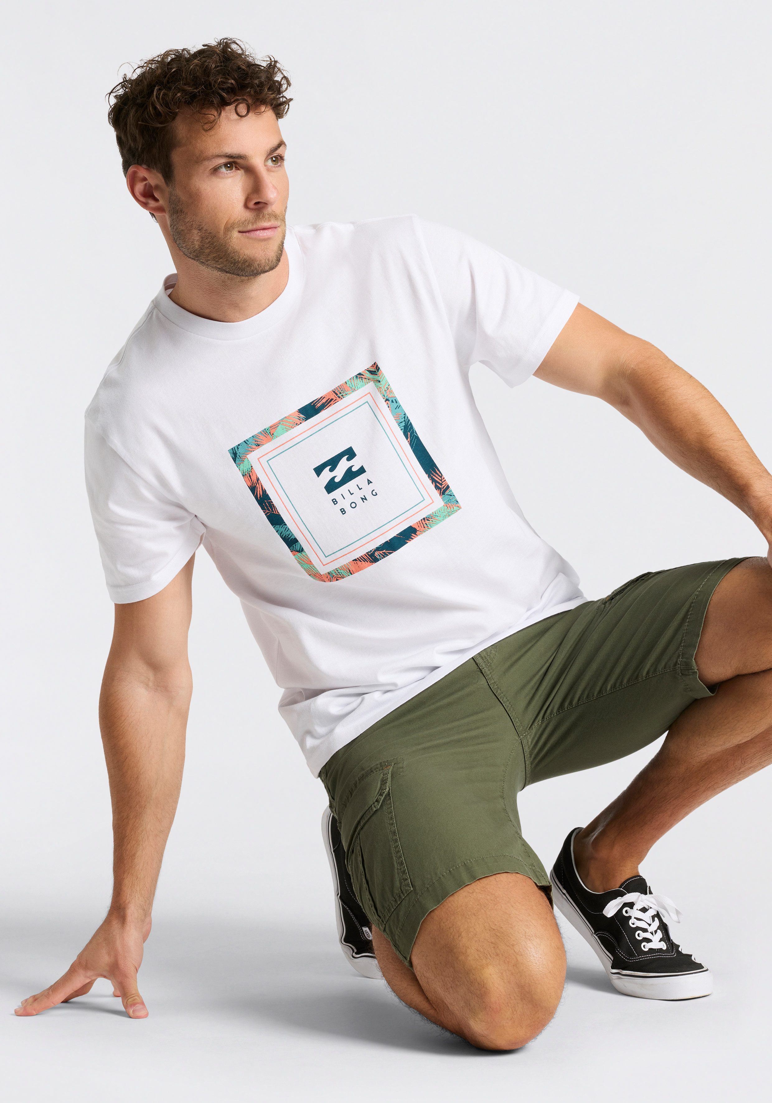 Billabong T-Shirt THEME DOUBLEPACK (2-tlg) Doppelpack mit 2 T-Shirts, Kurzarm, Rundhalsausschnitt, aus Baumwolle