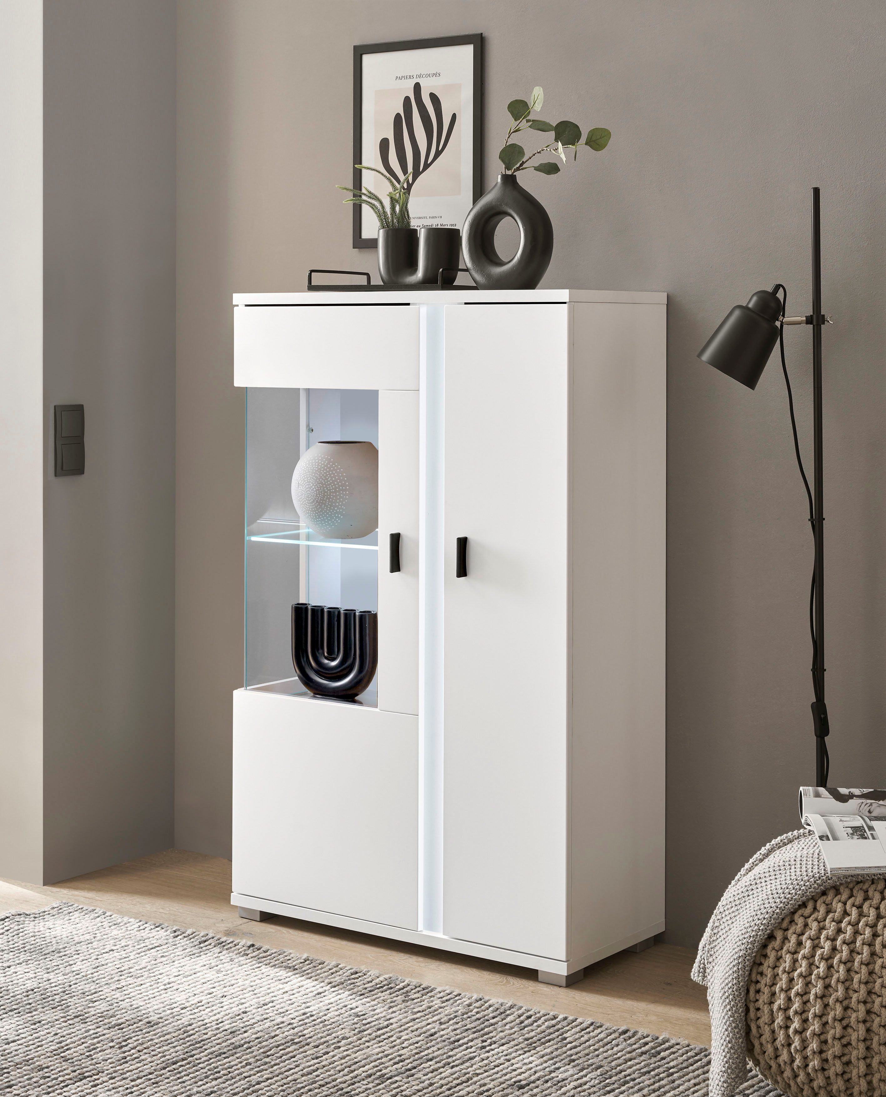 INOSIGN Vitrine LONG ISLAND, Stauramvitrine (1-St) in moderner Trendfarbe,inklusive senkrechter Beleuchtung,Breite 80 cm