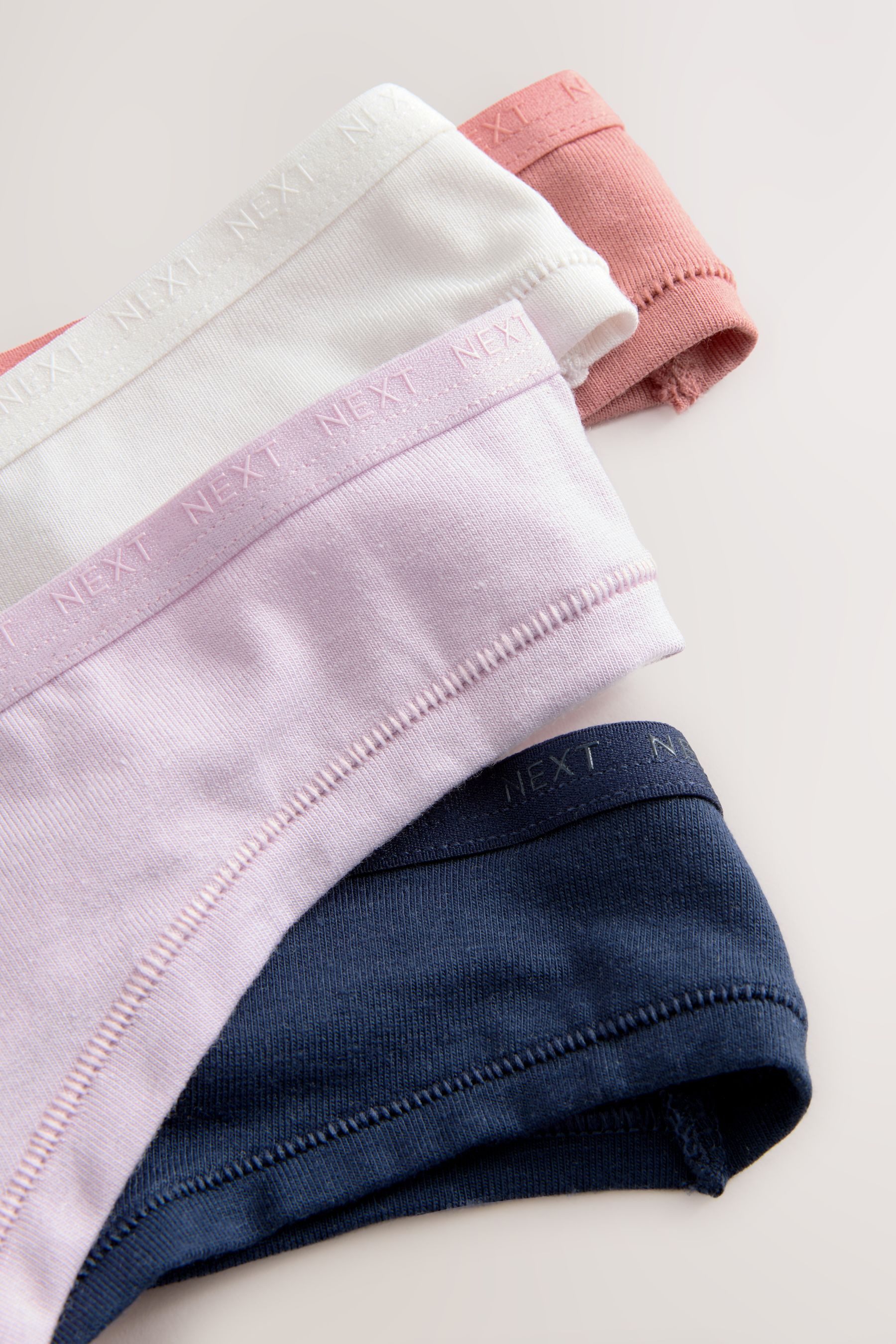 Next String 4er-Pack Slips aus Modal mit Logo – Tanga (4-St)