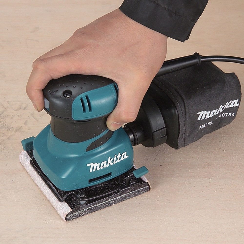 Makita Schwingschleifer, Faust 200 W, BO4555J, 112 x 102 mm in MAKPAC 2