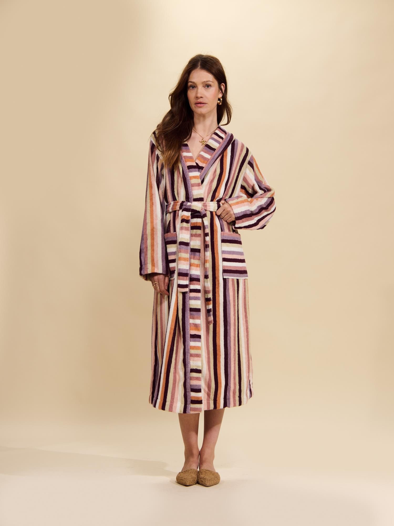 Essenza Damenbademantel Donna, Langform, Baumwoll-Mix, Schalkragen, mit Tas günstig online kaufen