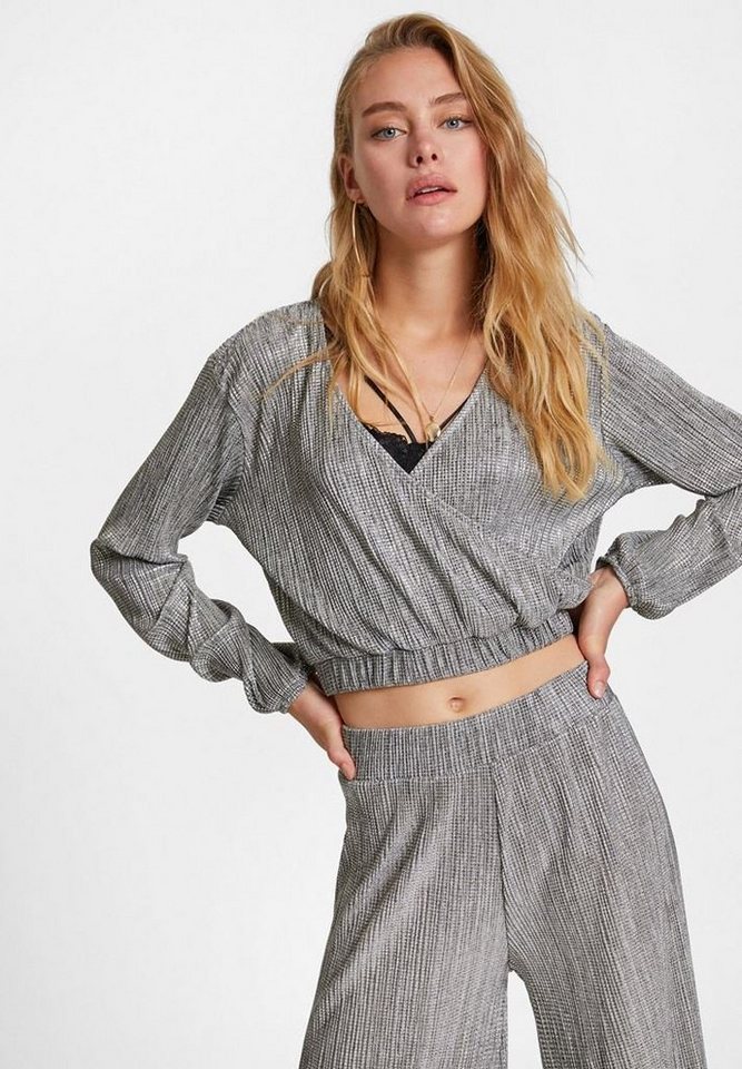 OXXO Wickelbluse mit V-Ausschnitt OXXO Wickelbluse mit V-Ausschnitt