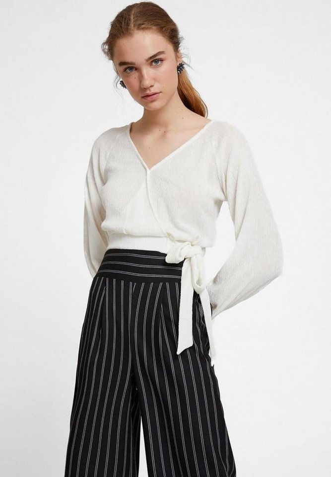 OXXO Wickelbluse mit edlen Details OXXO Wickelbluse mit edlen Details