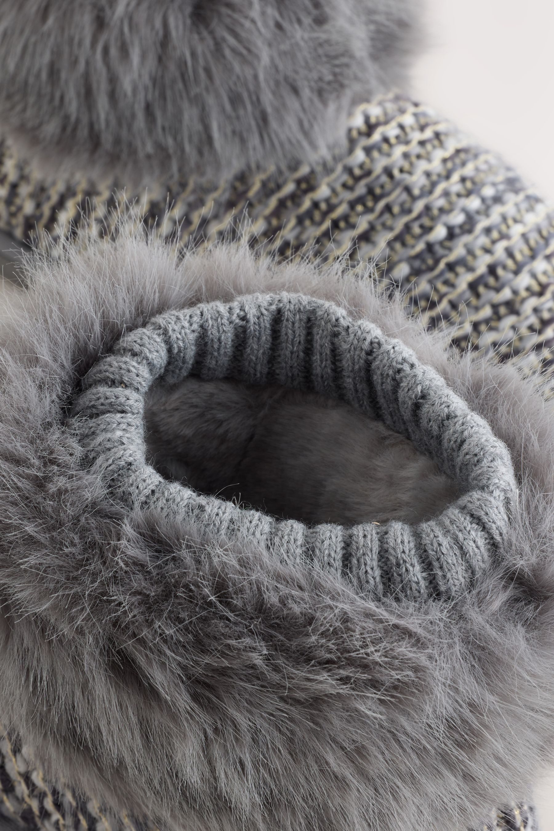 Next Hausstiefel aus Strick Hausschuh (1-tlg)