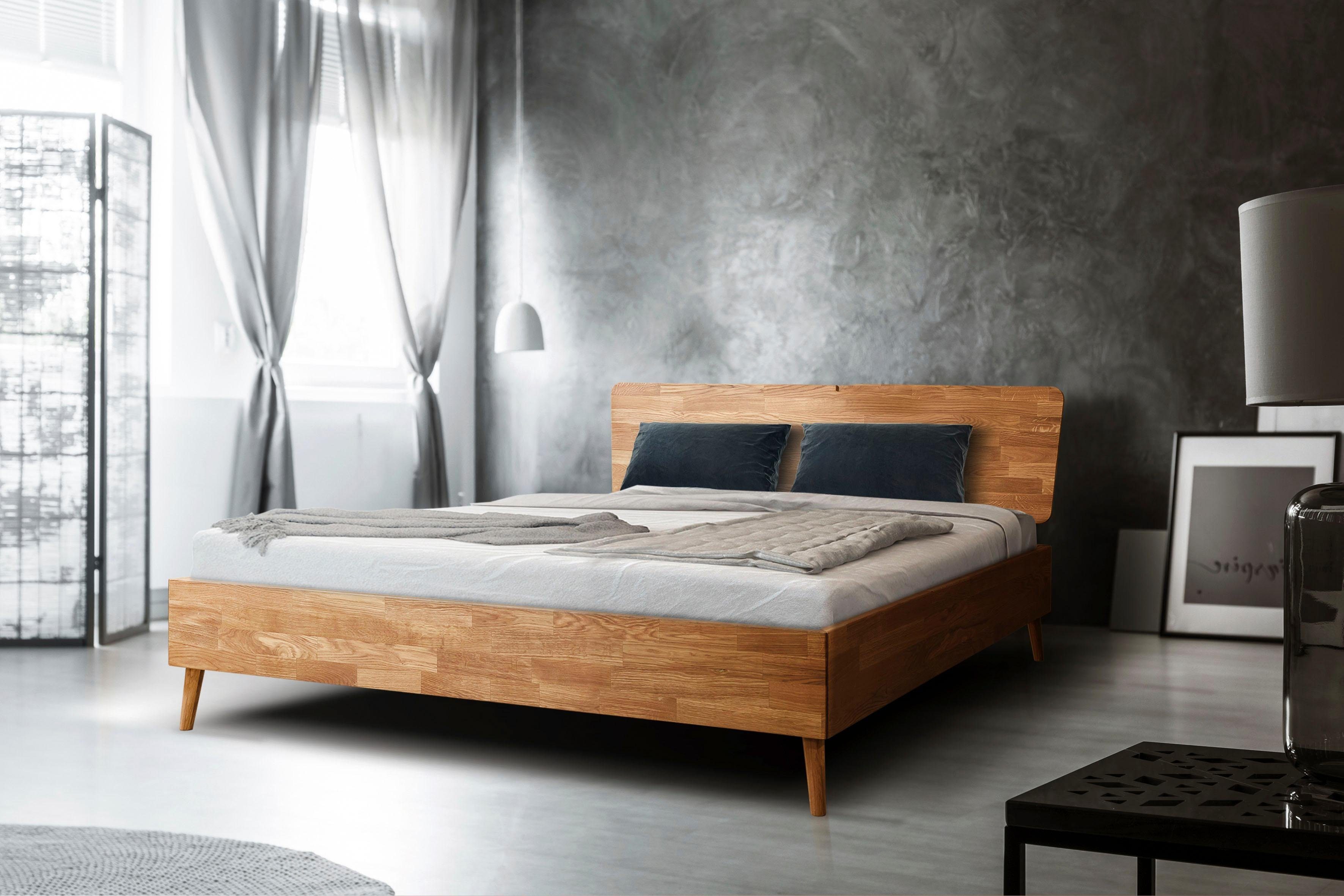 Home affaire Massivholzbett »Scandi«, aus massivem Eichenholz, mit  Holzfüßen, in zwei verschiedenen Größen erhältlich online kaufen | OTTO