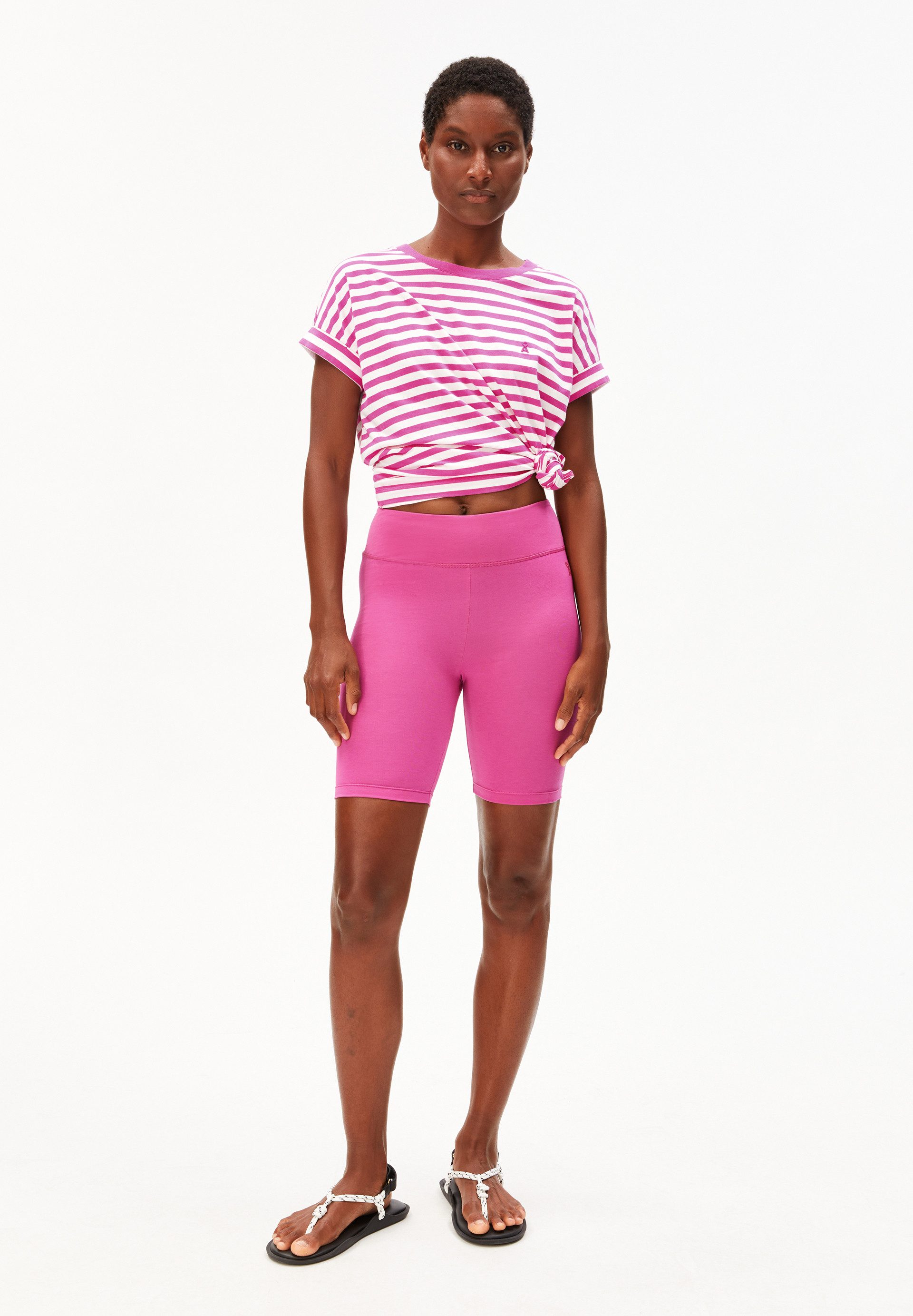 Armedangels Shorts NEDAA LITAA Shorts aus Bio-Baumwoll Mix (Fitted)