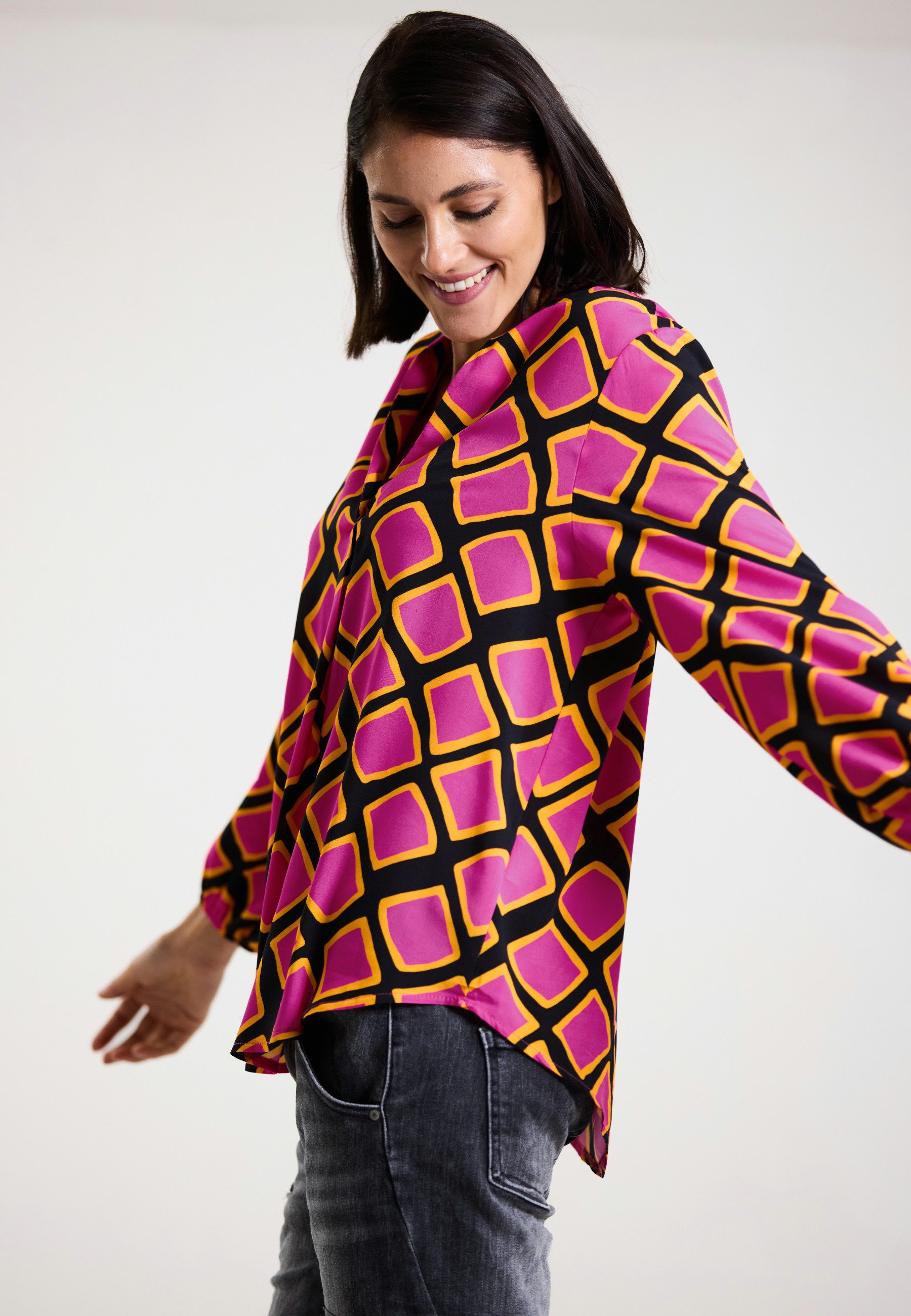 Andijamo-Fashion Schlupfbluse GEO POP Bluse mit kraftvollem Rautendruck günstig online kaufen