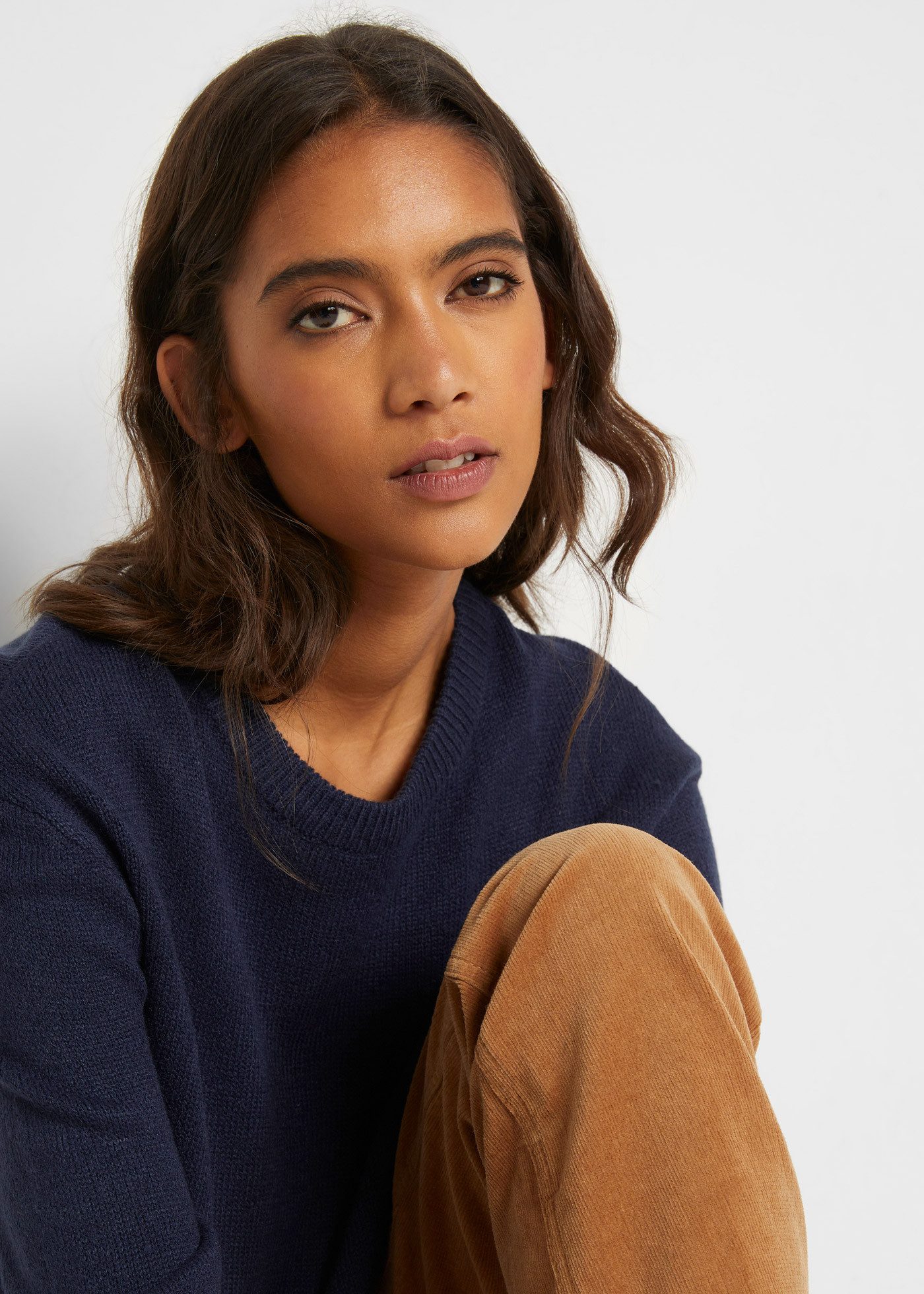 bonprix Strickpullover aus Polyacryl, mit Rundhals-Ausschnitt, lässige Pass günstig online kaufen