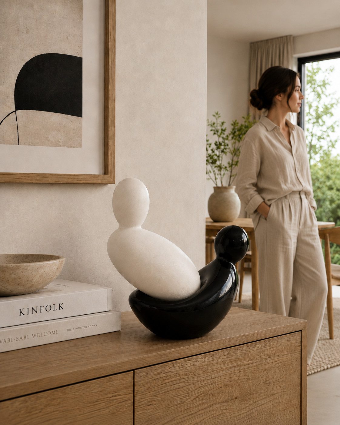 Xlmoebel Dekofigur Moderne Balance Schwarz-Weiß Skulptur Elegantes Kunstobjekt Sofort (Einzelset, 1-teilig), Abstraktes Design; Schwarz-Weiß-Kontrast; dekoratives Kunstobjekt