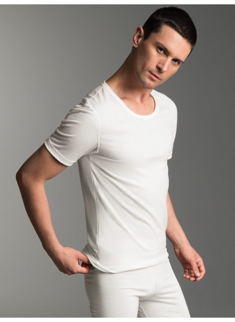 Trigema Funktionsshirt TRIGEMA T-Shirt aus Merinowolle (1-tlg)