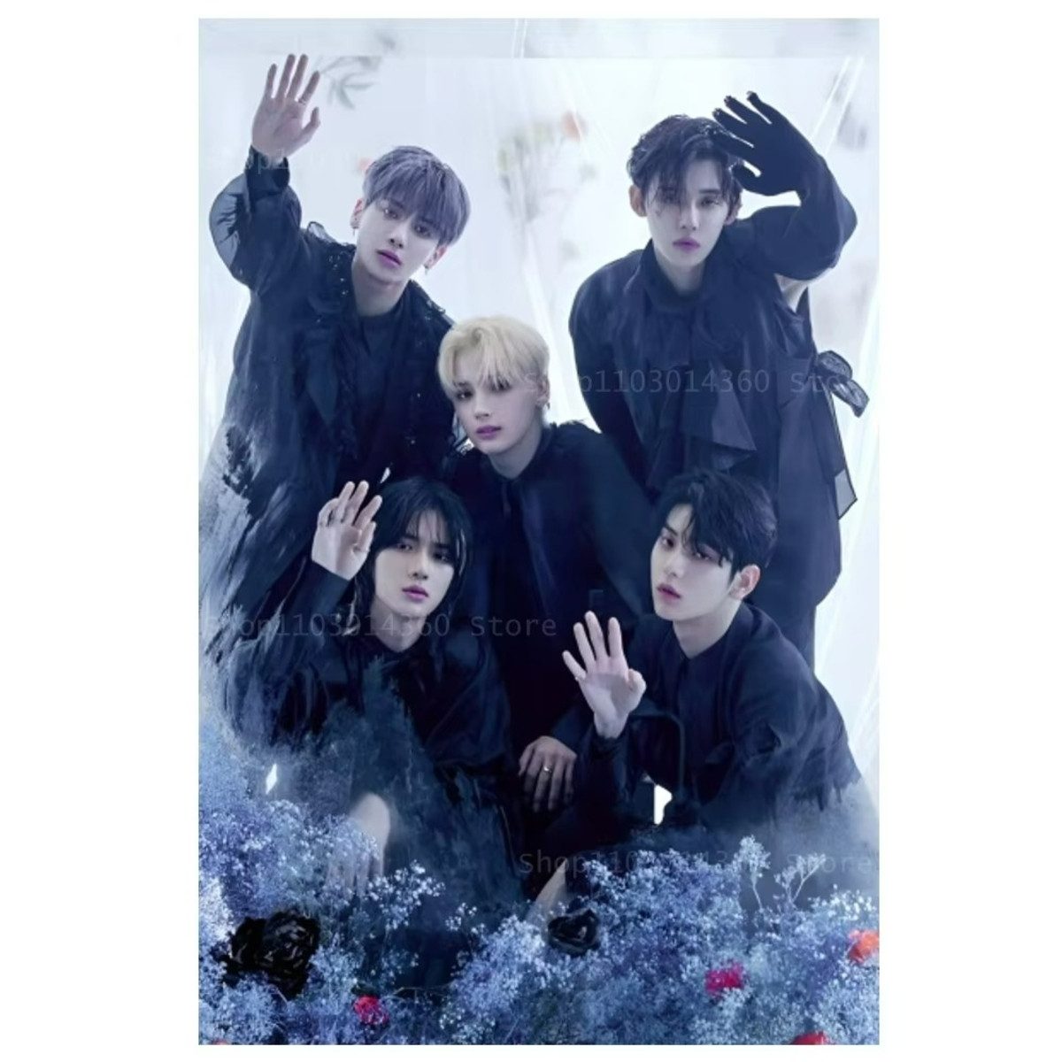 TPFLiving Kunstdruck (OHNE RAHMEN) Poster - Leinwand - Wandbild, Leinwandgemälde der berühmten koreanischen K-Pop-Truppe Boygroup (Leinwandbild XXL), Farben: Schwarz, Blau, Weiß, Braun, Rot, Gelb - Größe: 20x30cm