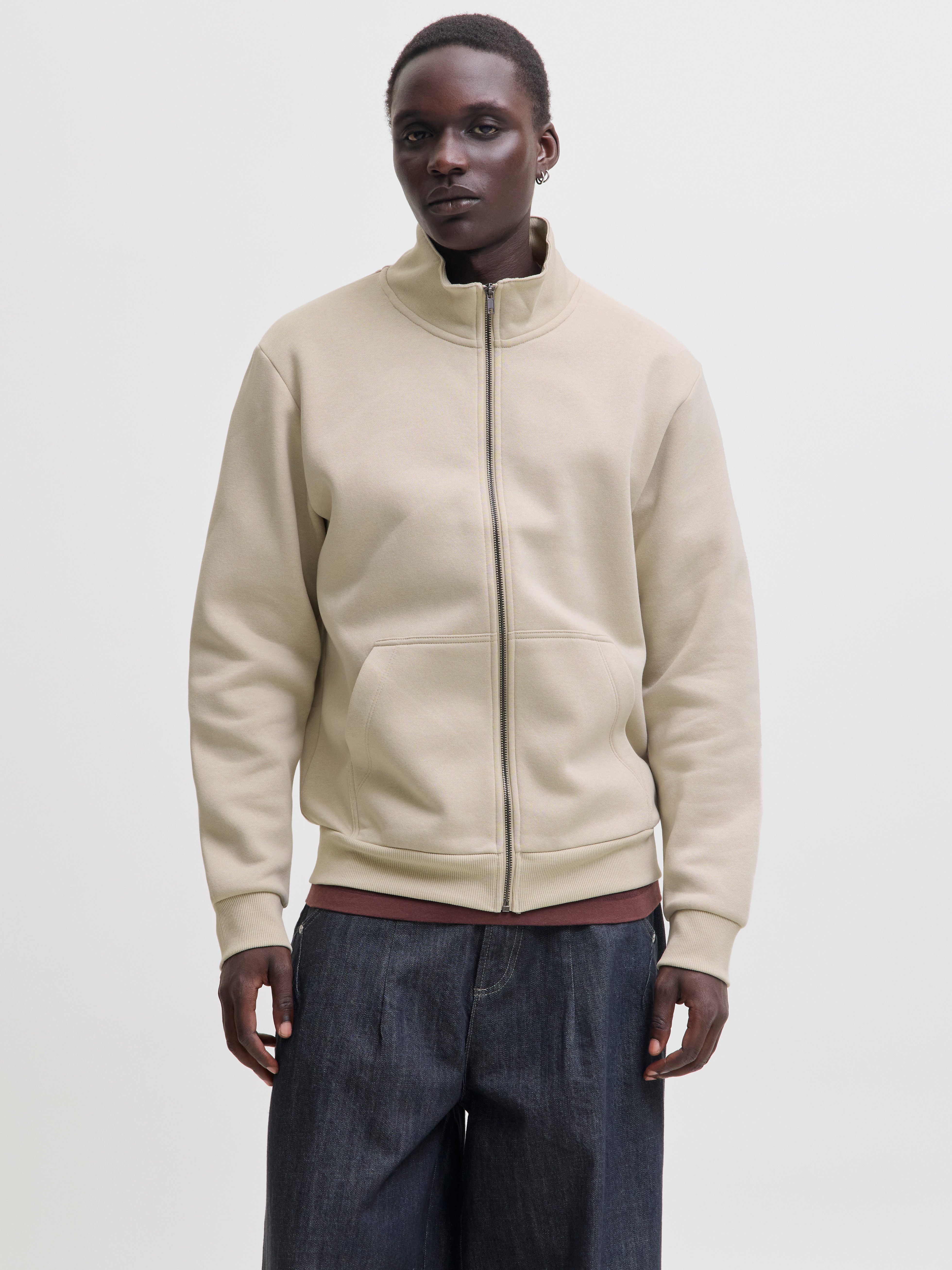 Jack & Jones Sweatjacke JJEBRADLEY SWEAT ZIP HN NOOS Materialmix, regular fit