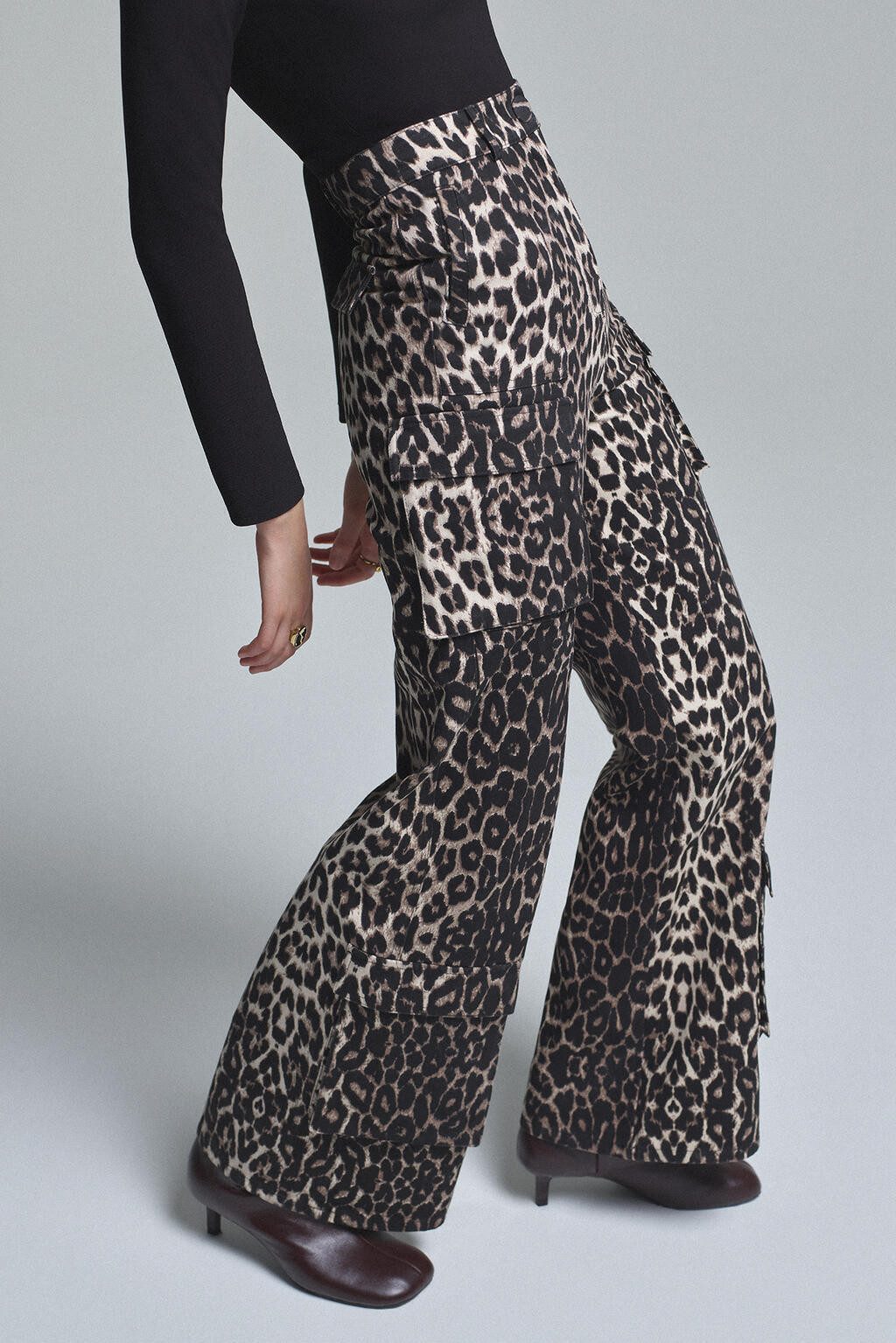 Taillenhose CARGOHOSE MIT LEOPARDENMUSTER