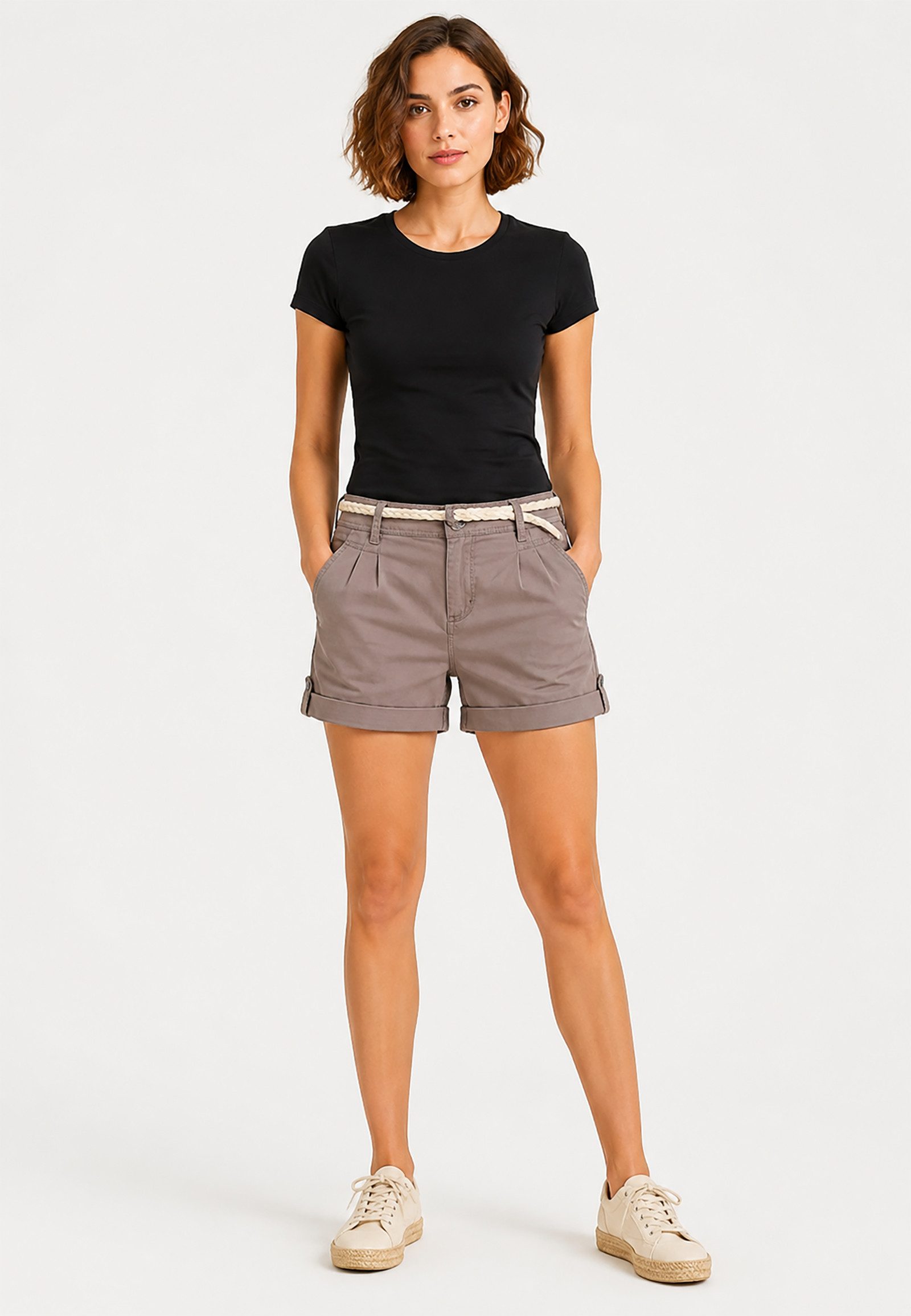 Eight2Nine Shorts Geflochtener Gürtel Umschlagbund Sommerlicher Look Stil für Damen (1-tlg) Baumwolle Normal Fit Einfarbig atmungsaktiv Reißverschluss