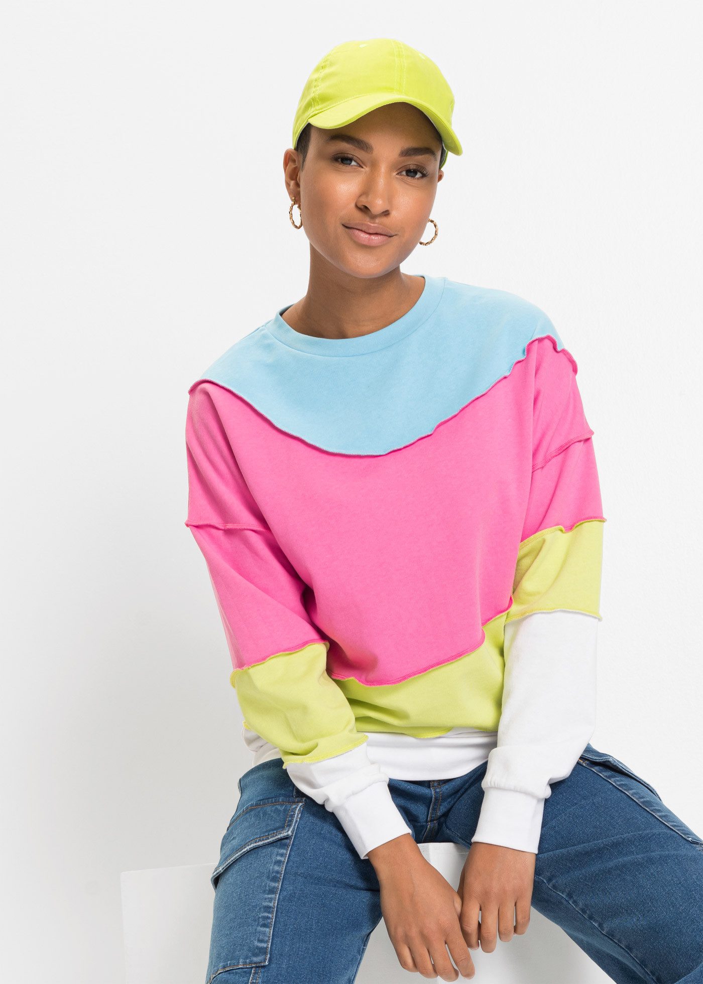 bonprix Sweatshirt Oversize-Passform, Langarm, aus Baumwolle und Polyester