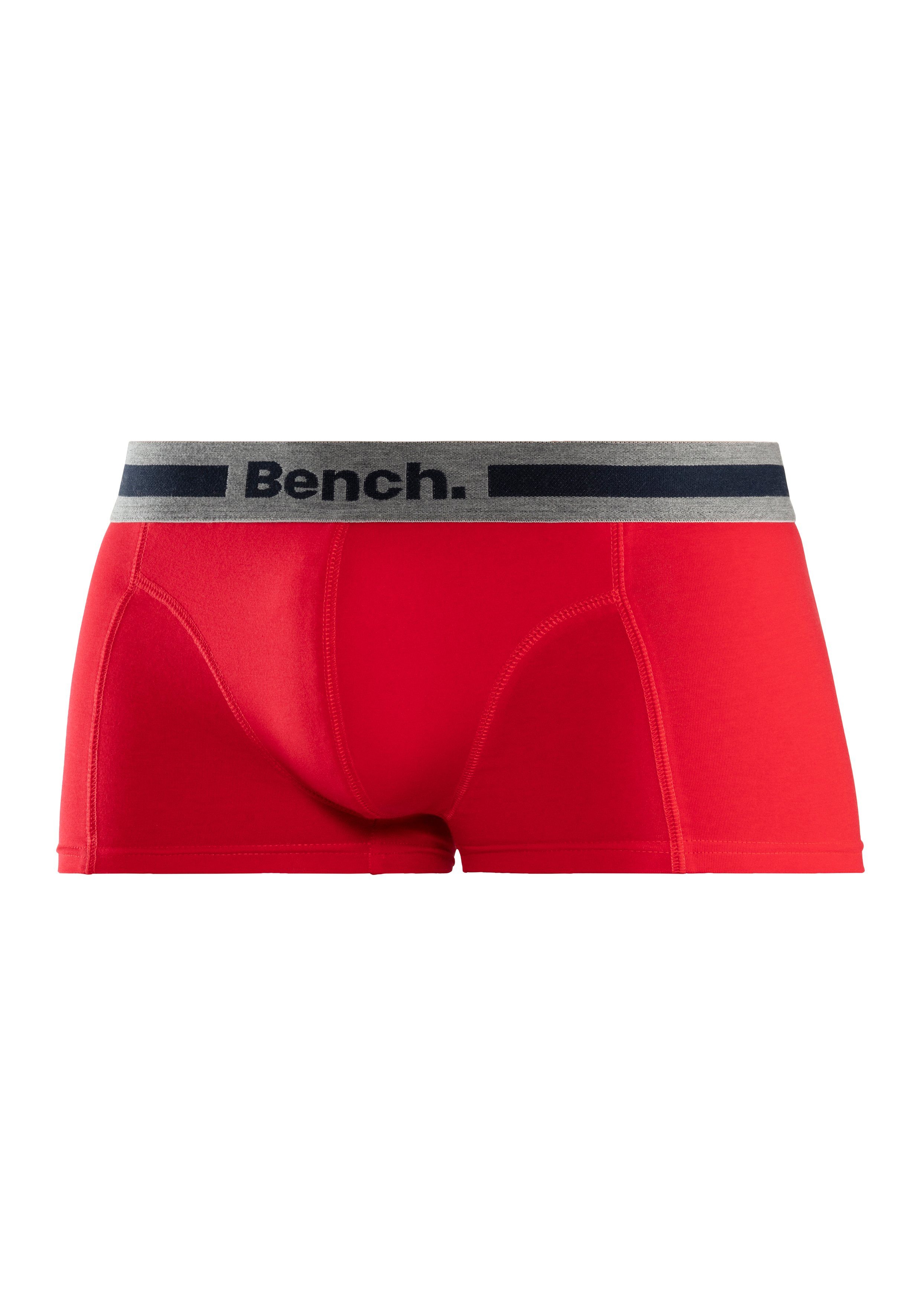 Bench. Boxershorts (Packung, navy, 4-St) rot, Hipster-Form vorn mit in Overlock-Nähten schwarz grau-meliert