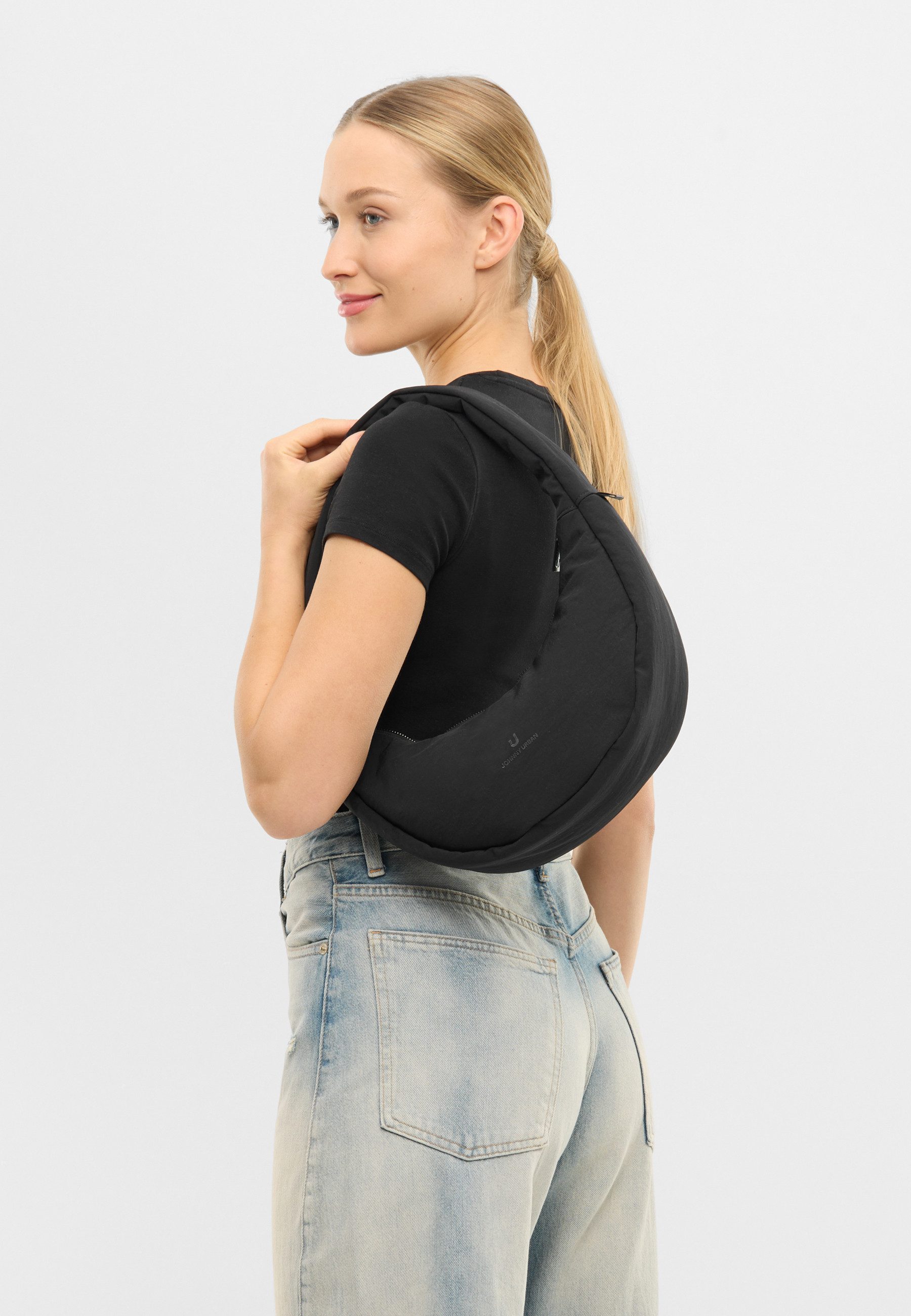 Johnny Urban Umhängetasche Lou Medium Half Moon Bag, Wattierte Halbmondtasche, Zwei Looks in Einem – Bild 4 von 5