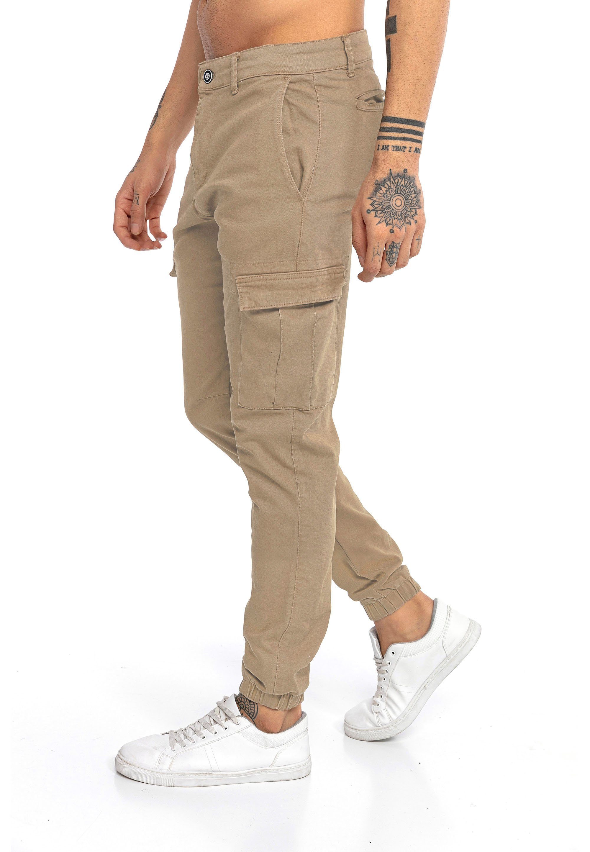 RedBridge Cargohose im sportlich-modernen Design