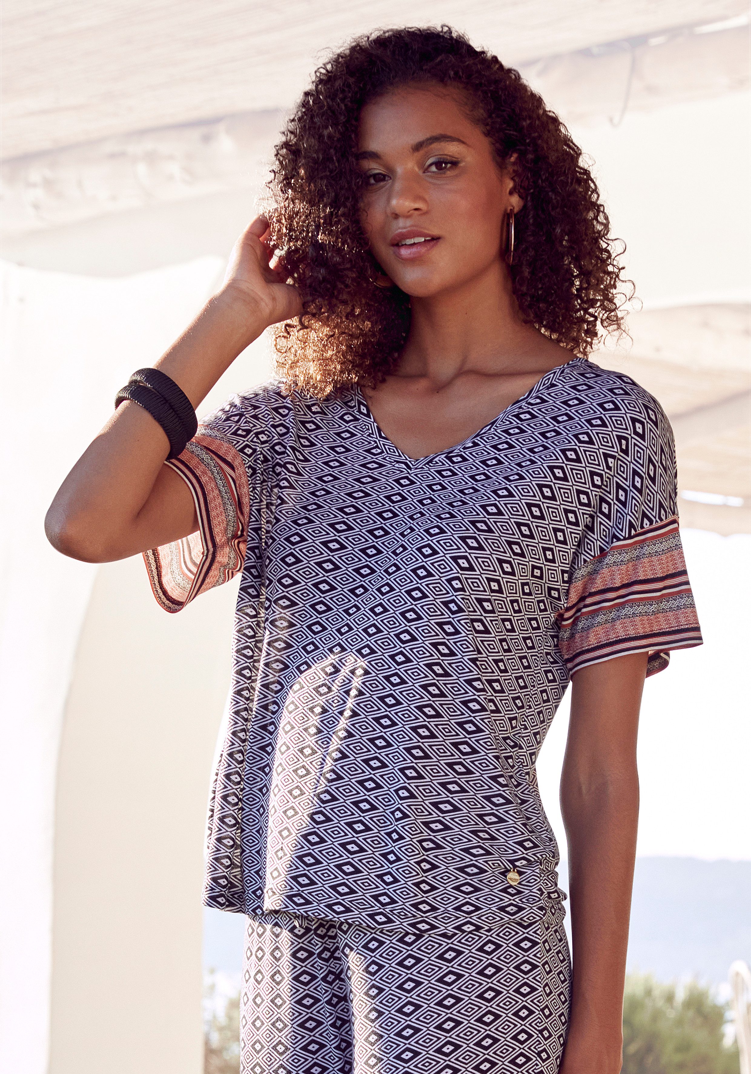 Vivance Dreams Pyjamaoberteil in schönem Ethno-Design günstig online kaufen
