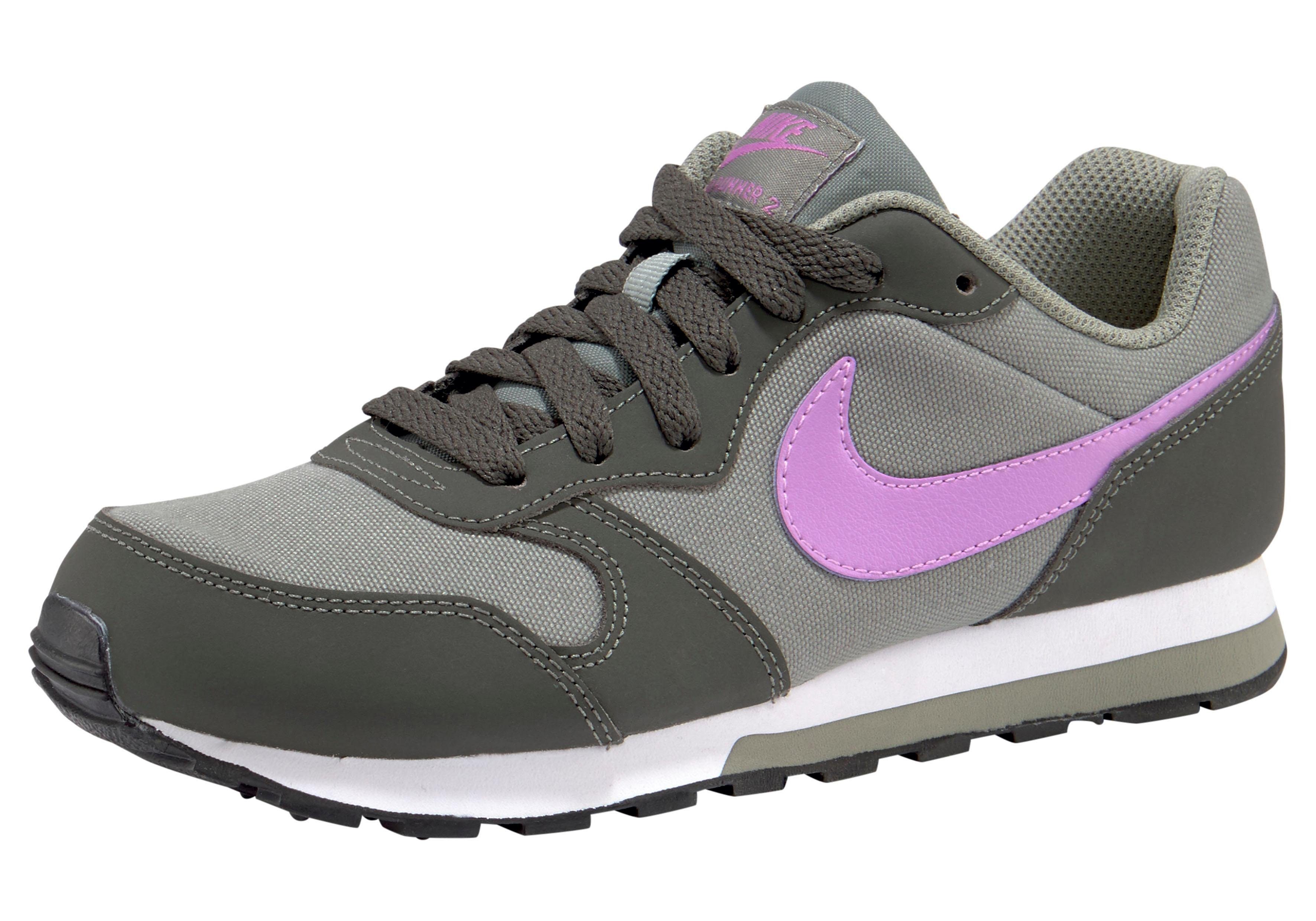 Nike Jungen Md Runner 2 Sneaker, grau Nike Jungen Md Runner 2 Sneaker, grau