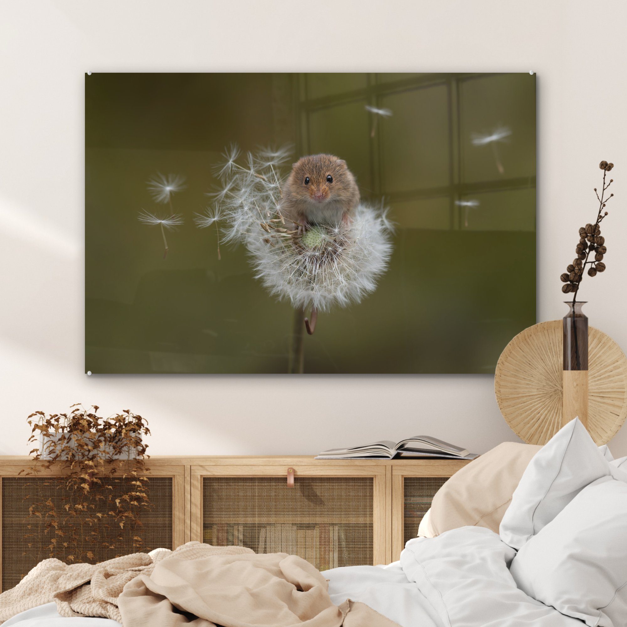 MuchoWow Acrylglasbild Maus balanciert Löwenzahn, Wohnzimmer einem auf St), & (1 Schlafzimmer Acrylglasbilder