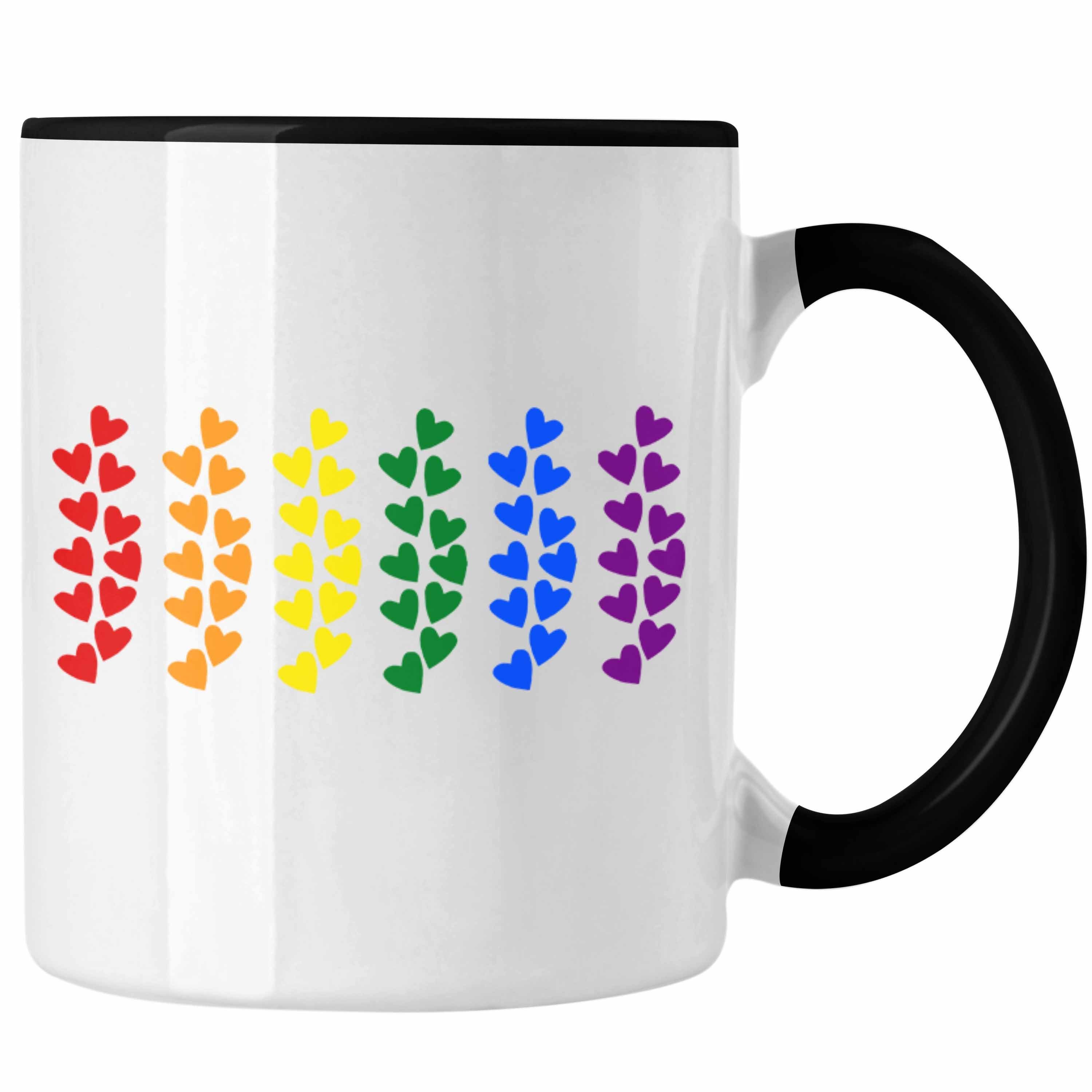 Trendation Tasse Trendation - Regenbogen Tasse Geschenk LGBT Schwule Lesben Transgender Grafik Pride Herzen Flagge Schwarz