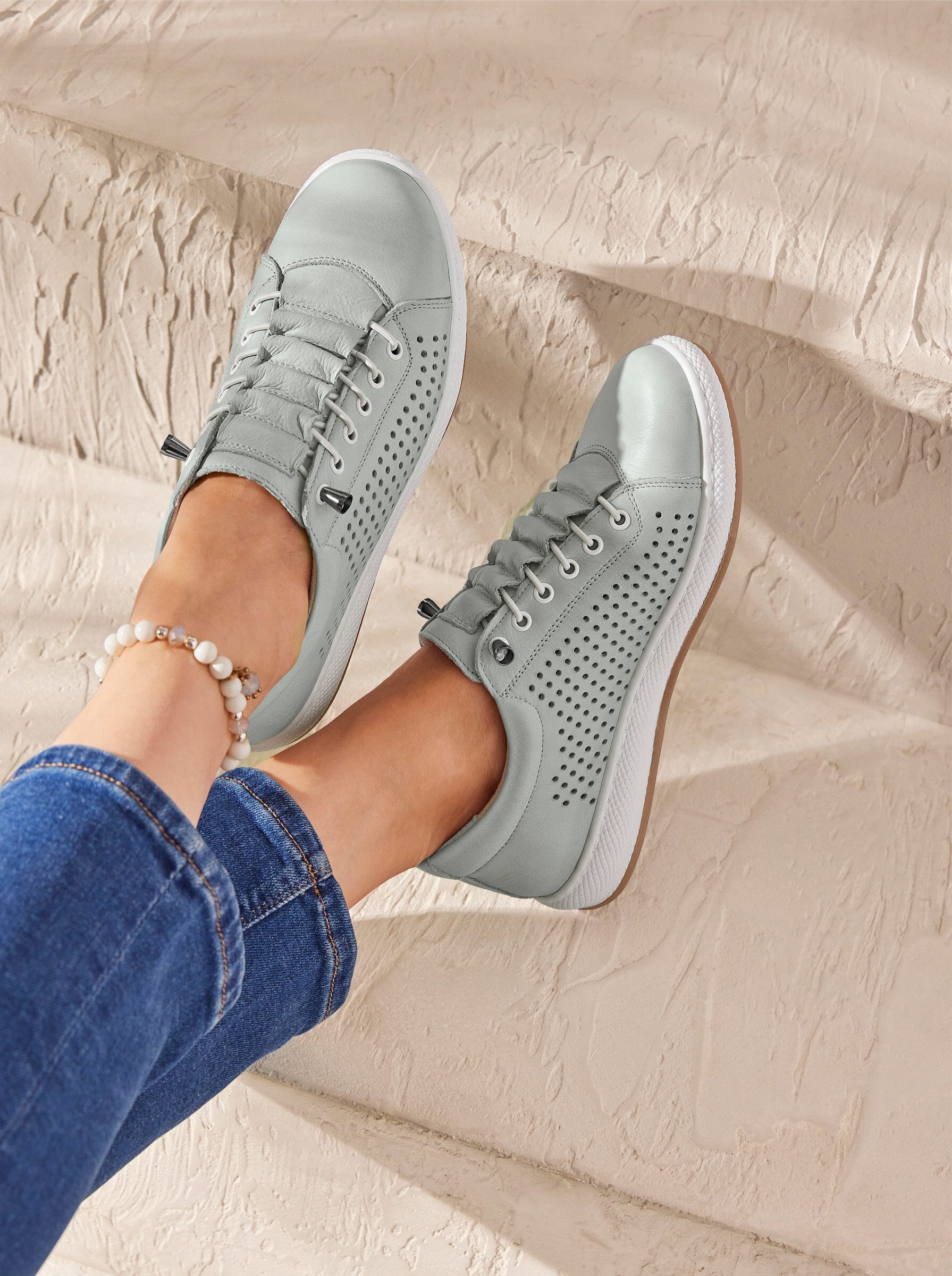 Sneaker Sneaker
