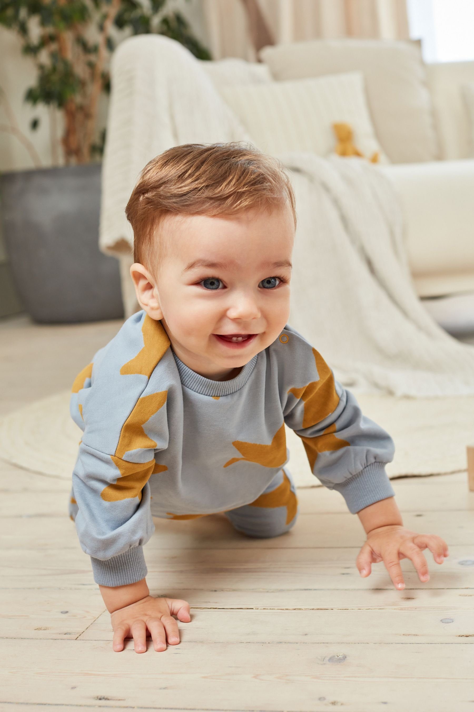 Sweatshirt Star mit und Sweatanzug Jogginghose (2-tlg) Blue 2-teiliges Next Baby-Set