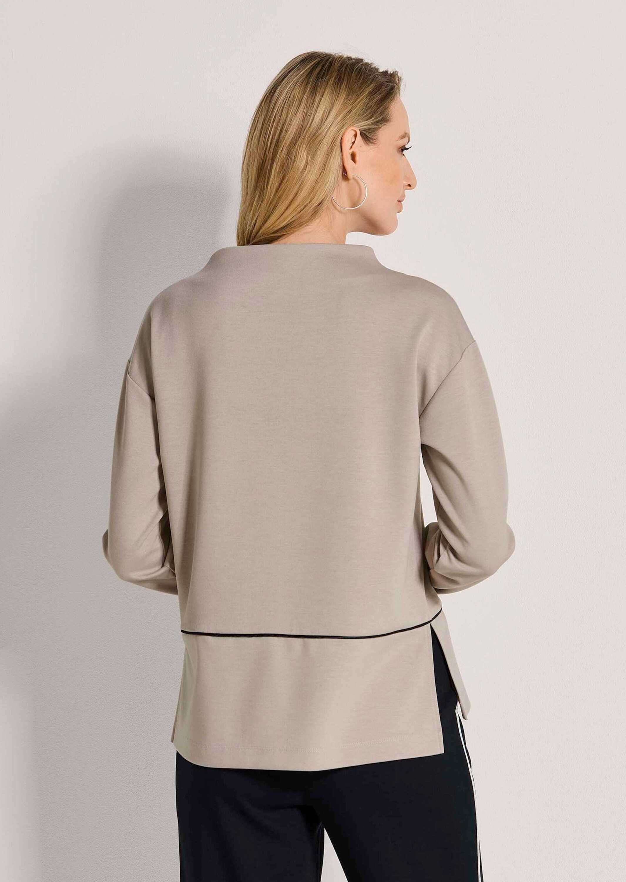 MADELEINE Langarmshirt Sportives Sweatshirt mit Stehkragen Überschnittene Schultern, Kontrastpaspelierung & Seitenschlitze – Bild 2 von 5