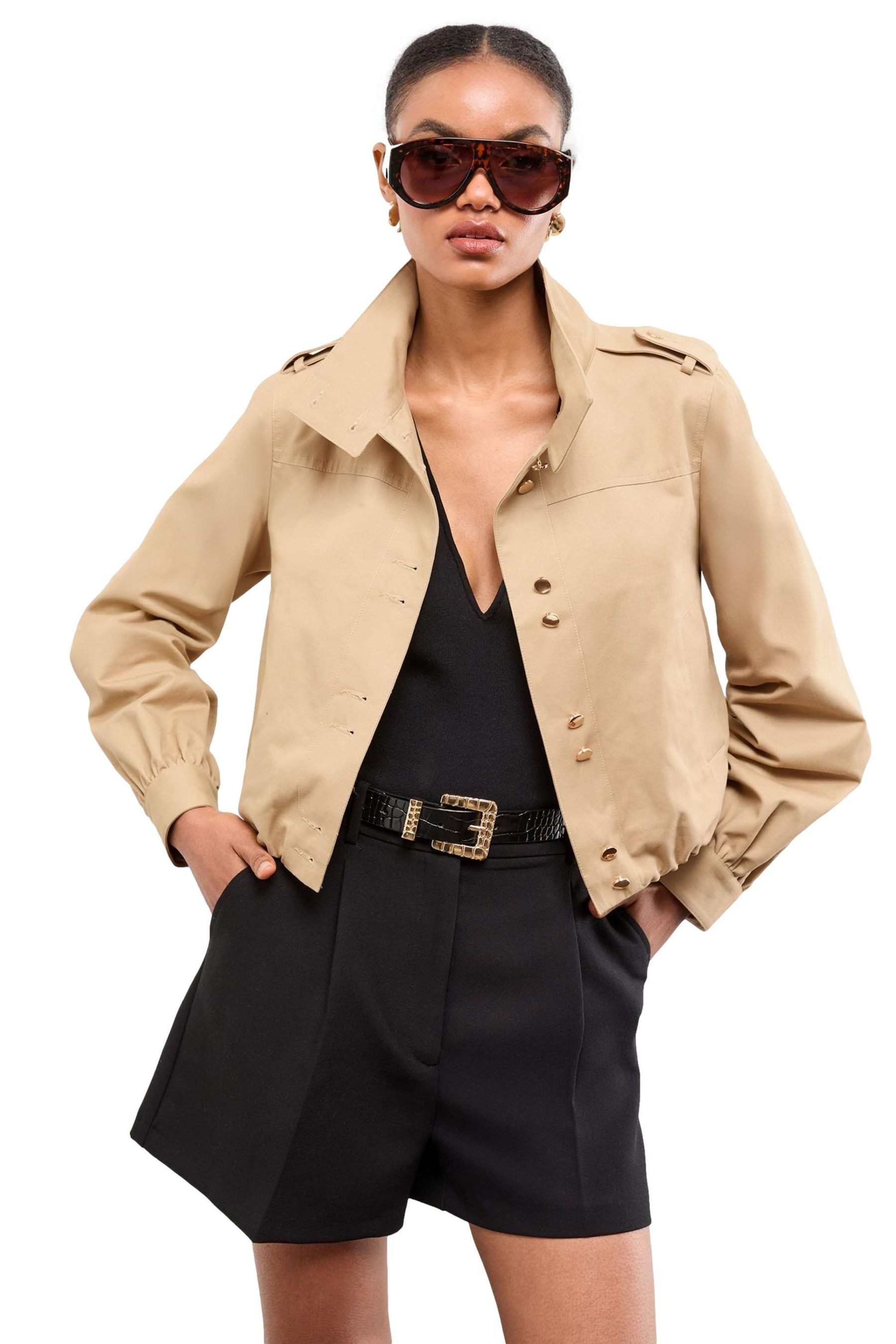 LIPSY Kurzjacke Lipsy Jacke mit Stehkragen und Ballonsaum (1-St)