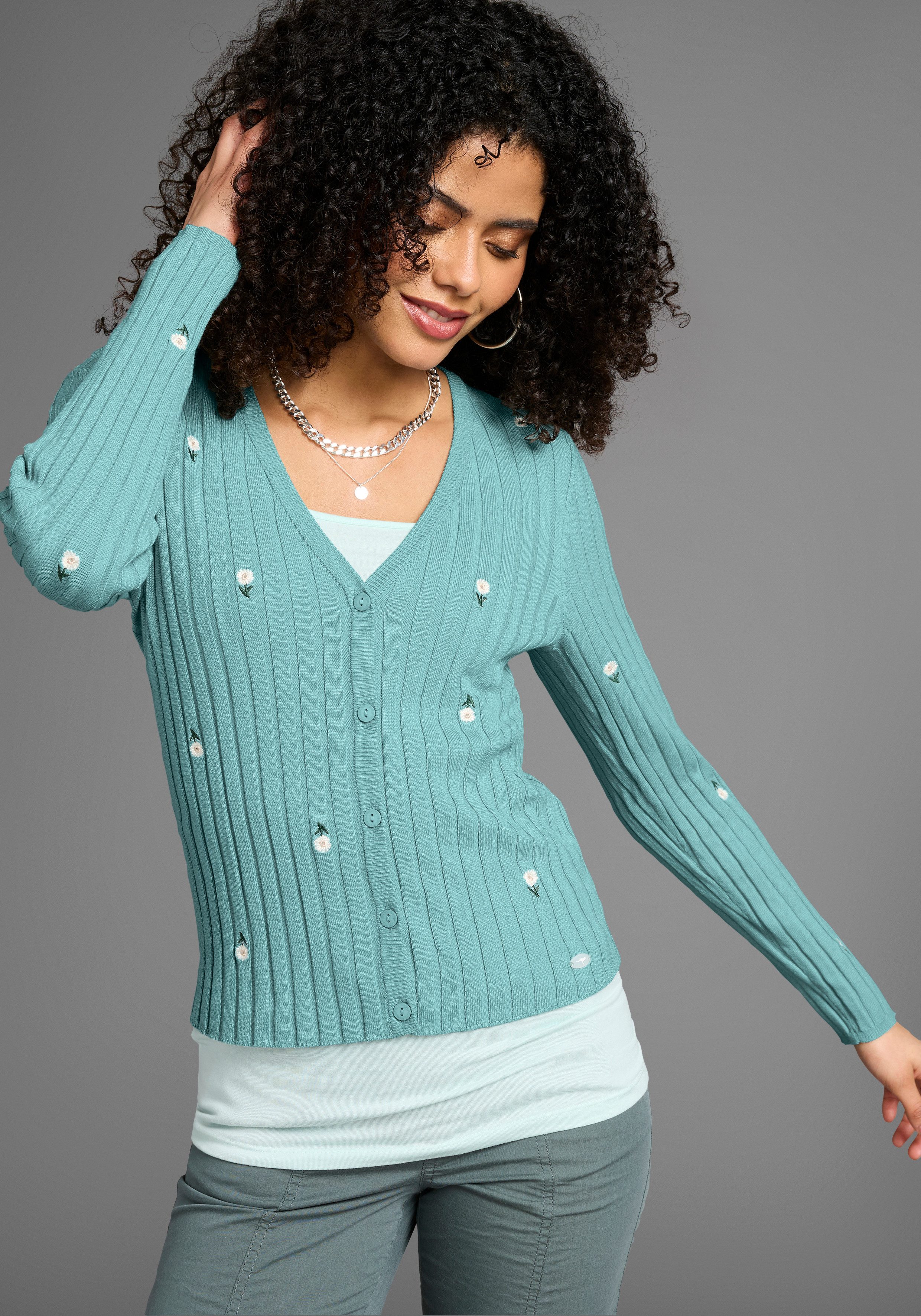 KangaROOS Strickjacke aus Rippstrick mit Stickerei