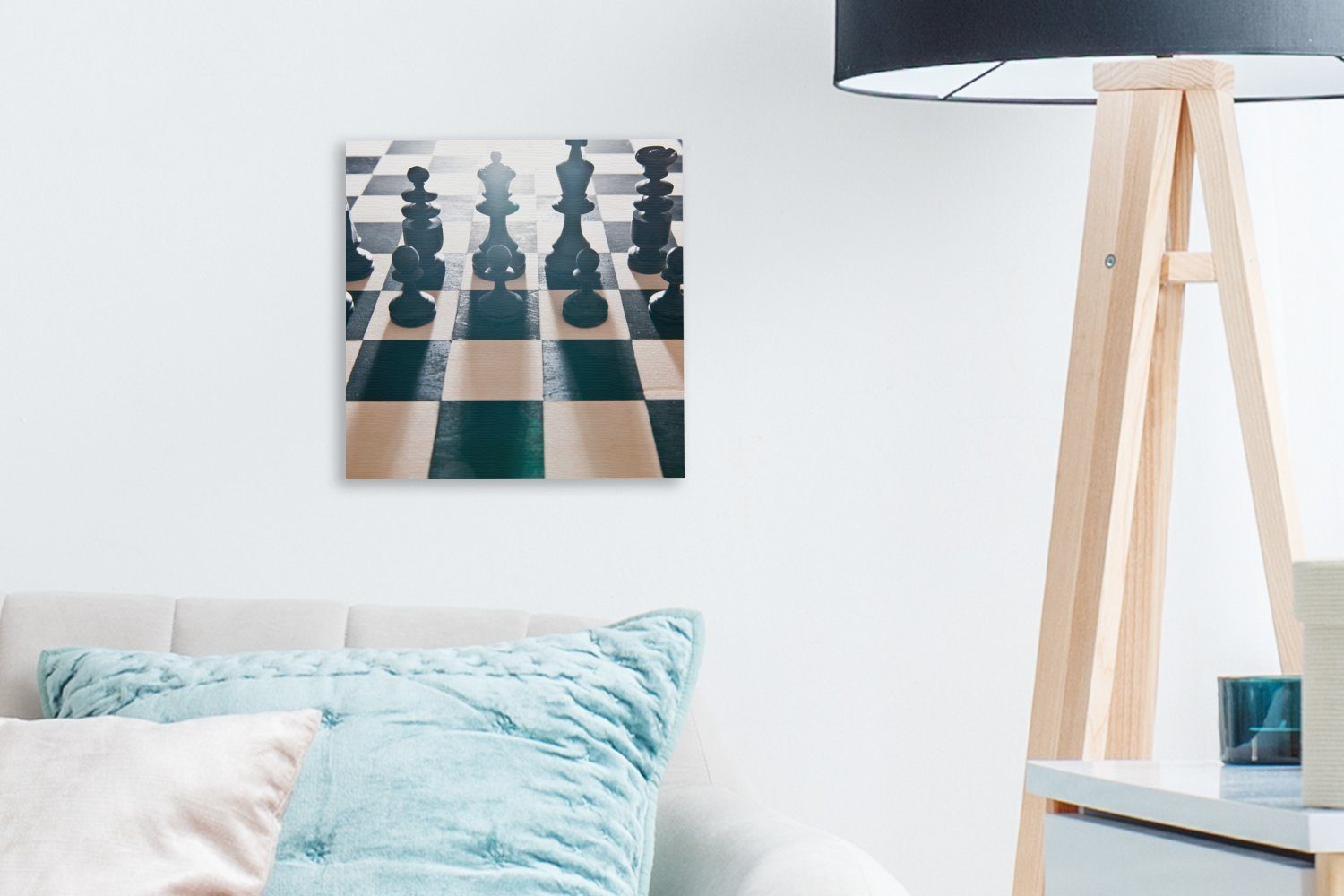 Bilder Schachfiguren Wohnzimmer dem (1 für Brett, Leinwandbild Schlafzimmer Leinwand OneMillionCanvasses® Die St), schwarzen auf
