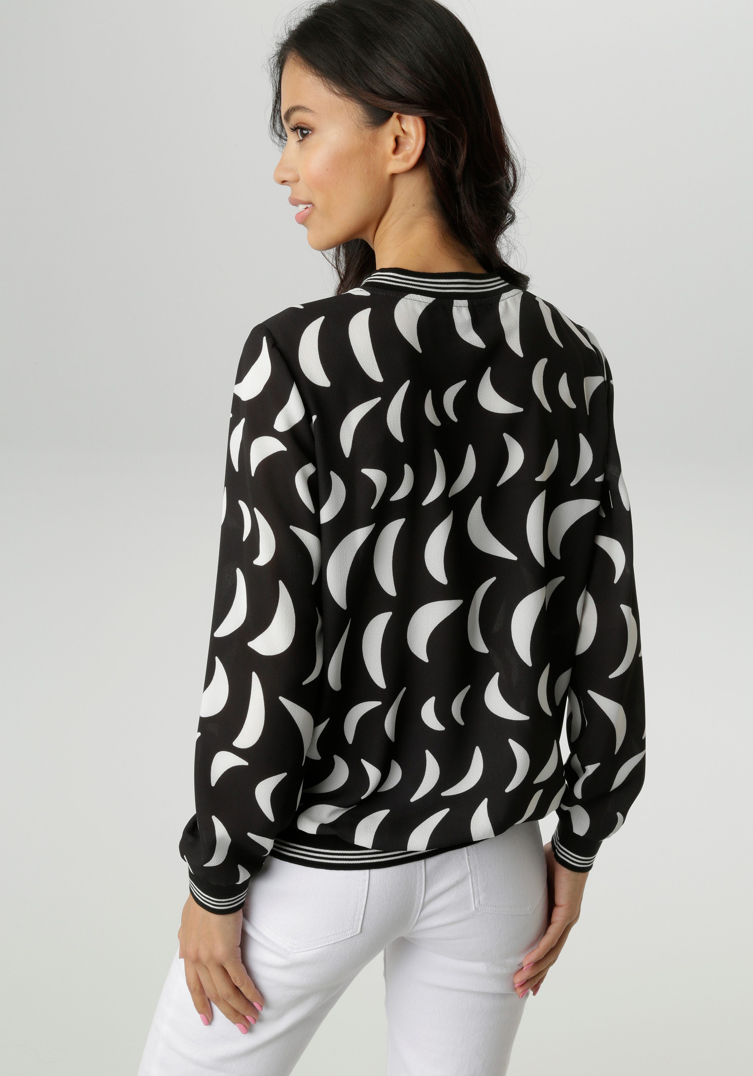 Aniston SELECTED Shirtbluse mit sportiv gestreiften Bündchen günstig online kaufen