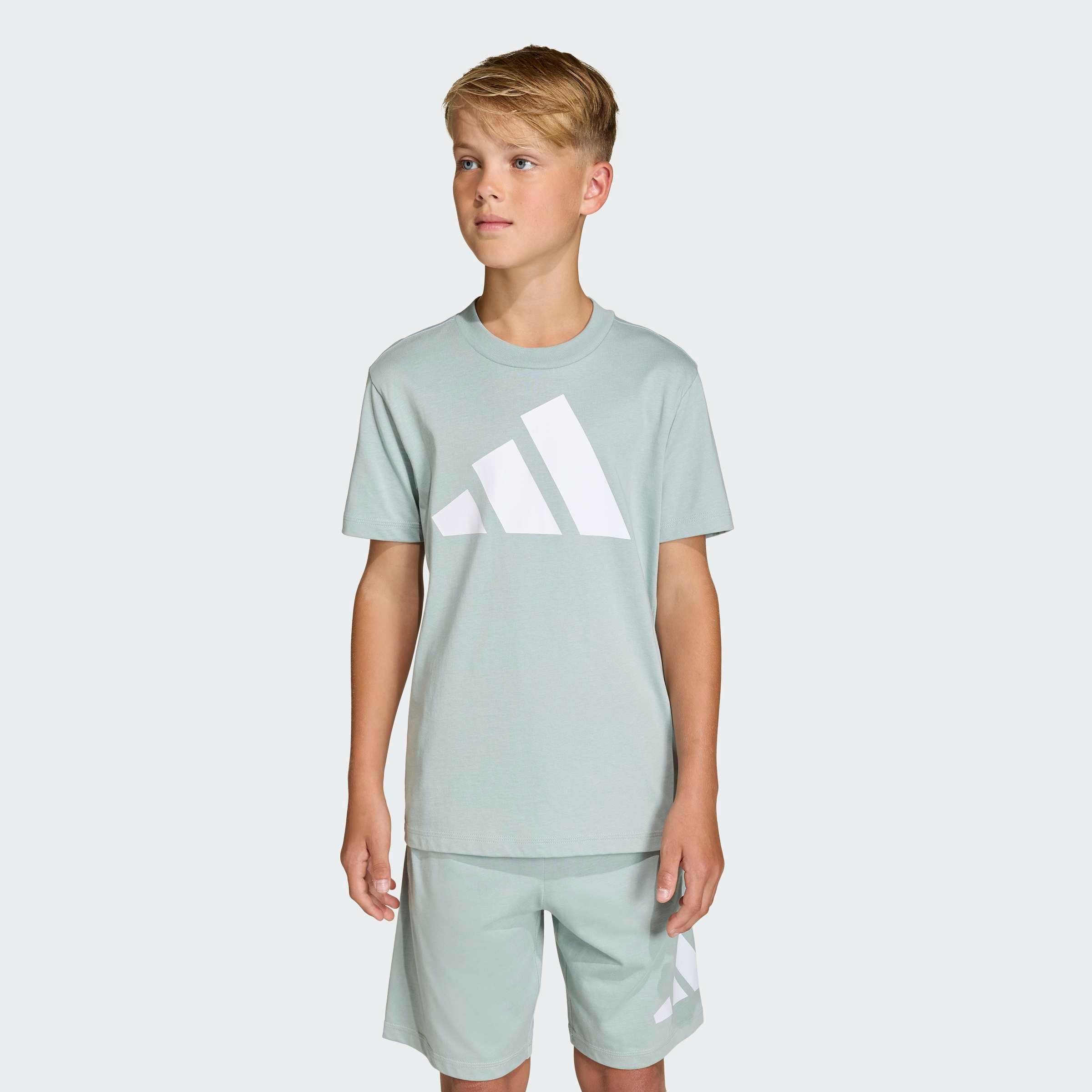 adidas Sportswear T-Shirt J BL TEE 160 für Kinder und Teens, mit Rundhalsausschnitt, aus 100 % Baumwolle