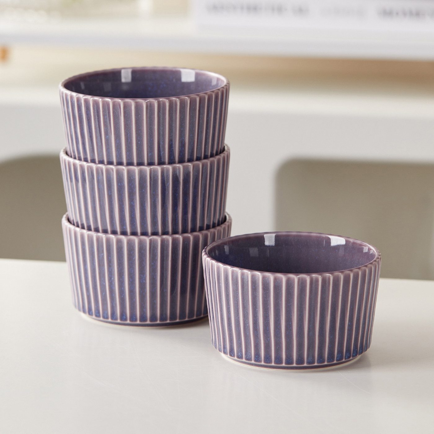 JIWOO Schale 4er Ø11cm, Müslischale Dessertschale Eisschale Obstschale Snackschale, Keramik, (Set, 4-tlg), 4,5 Zoll Hochwertiges Schalen Lila Mikrowellenofen Spülmaschine Bowl