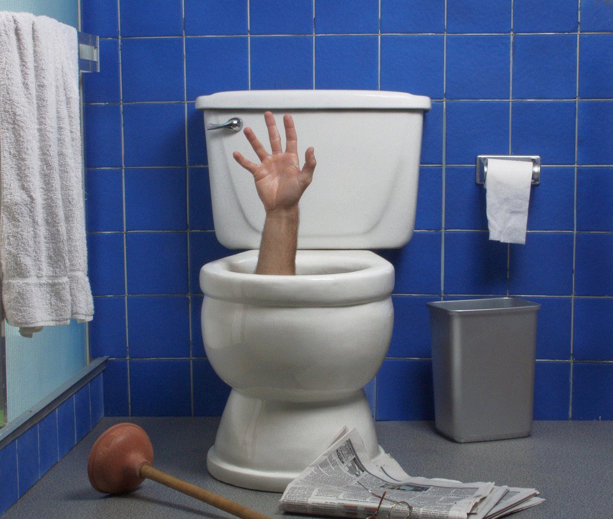 Papermoon Fototapete Arm in Toilette | Fototapeten