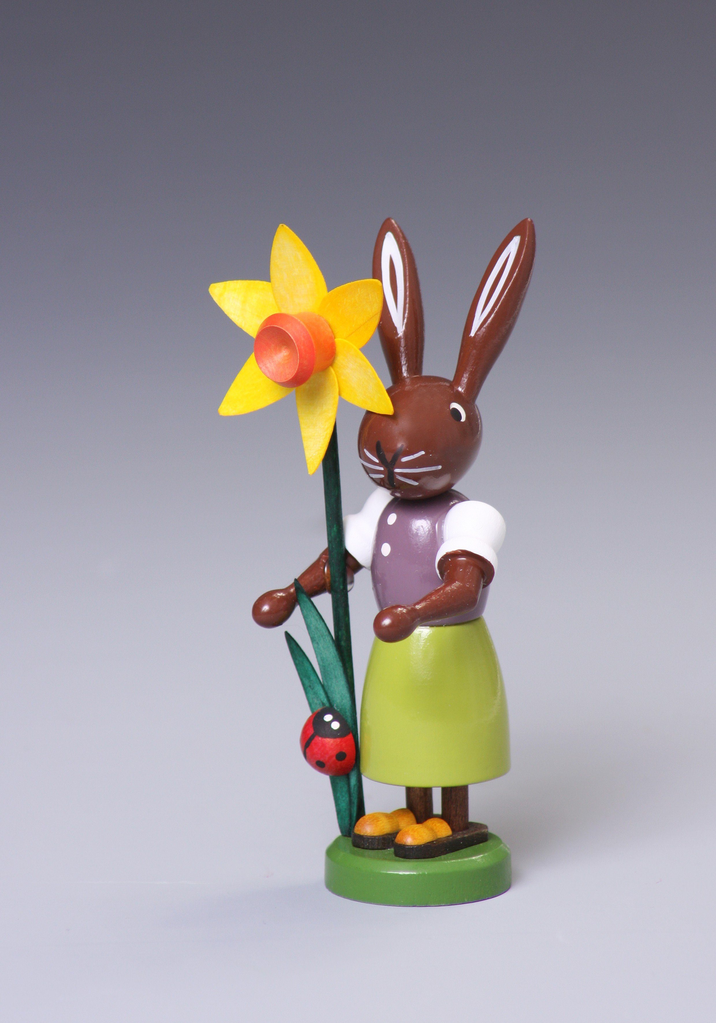 Osterhase Osterfigur Hase mit Blume Höhe ca 9 cm NEU, mit Marienkäfer