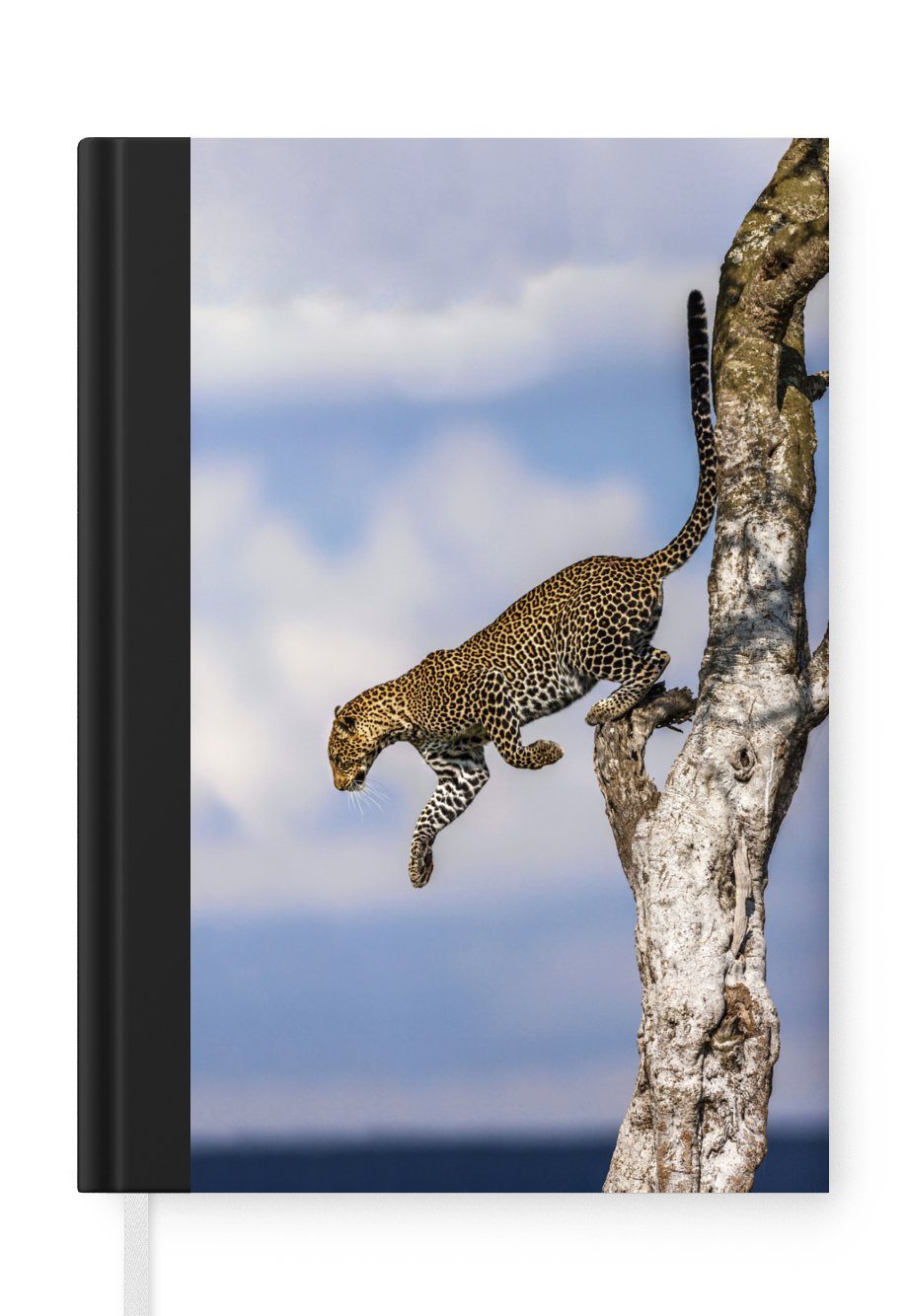 MuchoWow Notizbuch Leopard - Baum - Sprung, Journal, Merkzettel, Tagebuch, Notizheft, A5, 98 Seiten, Haushaltsbuch