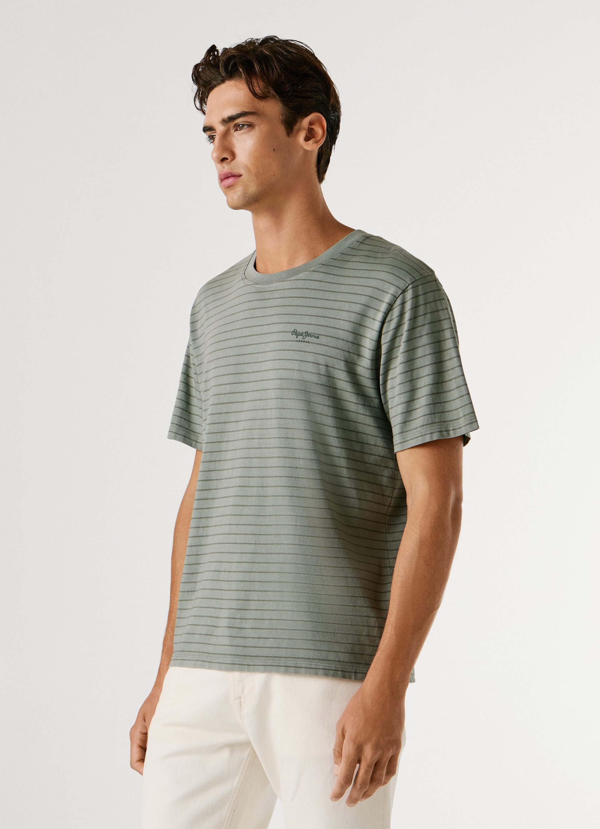 Pepe Jeans T-Shirt JACKO mit kleinem Ton-in-Ton Logoschriftzug günstig online kaufen