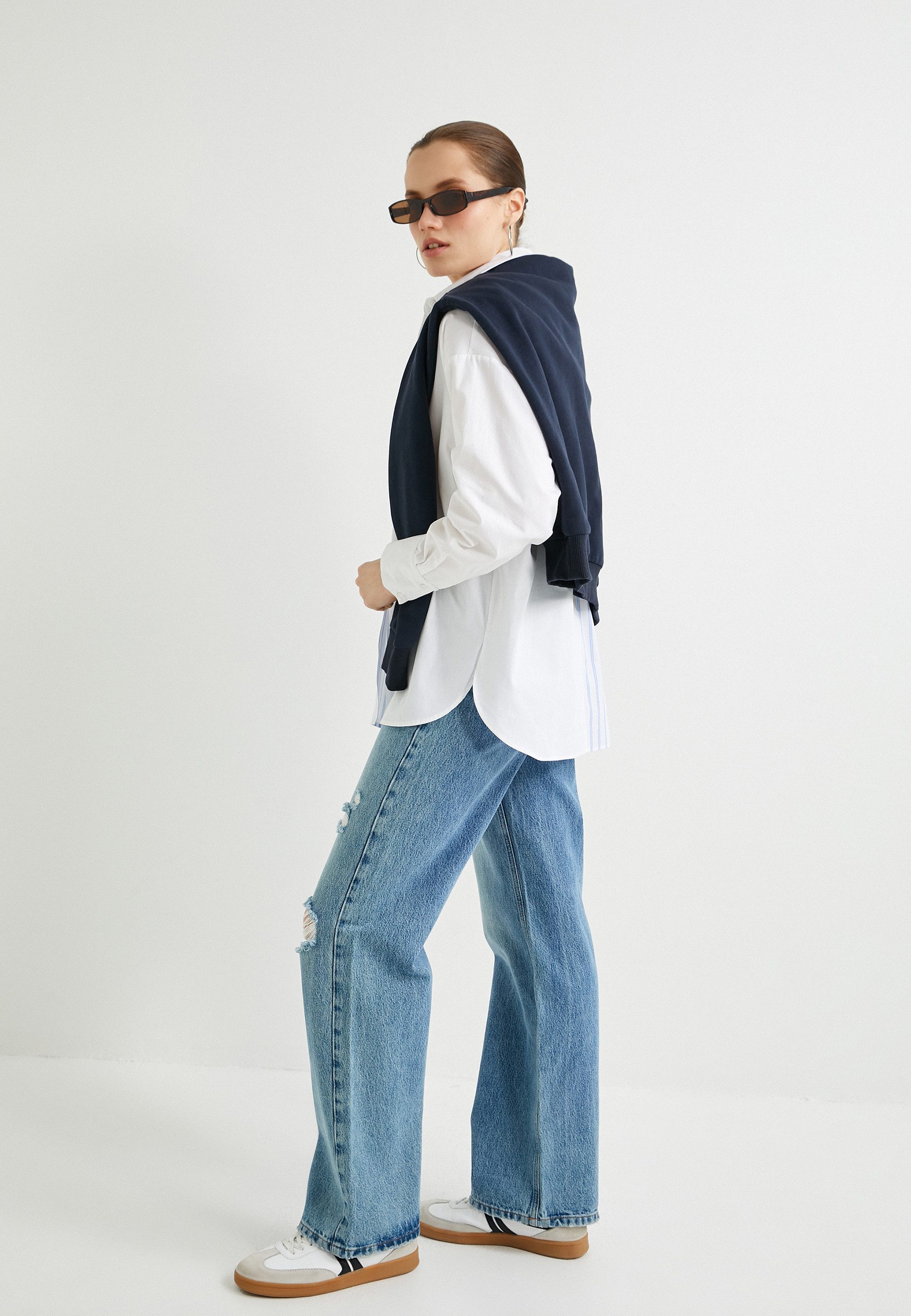 Koton Regular-fit-Jeans Denim Wide Leg Regular-fit-Jeans