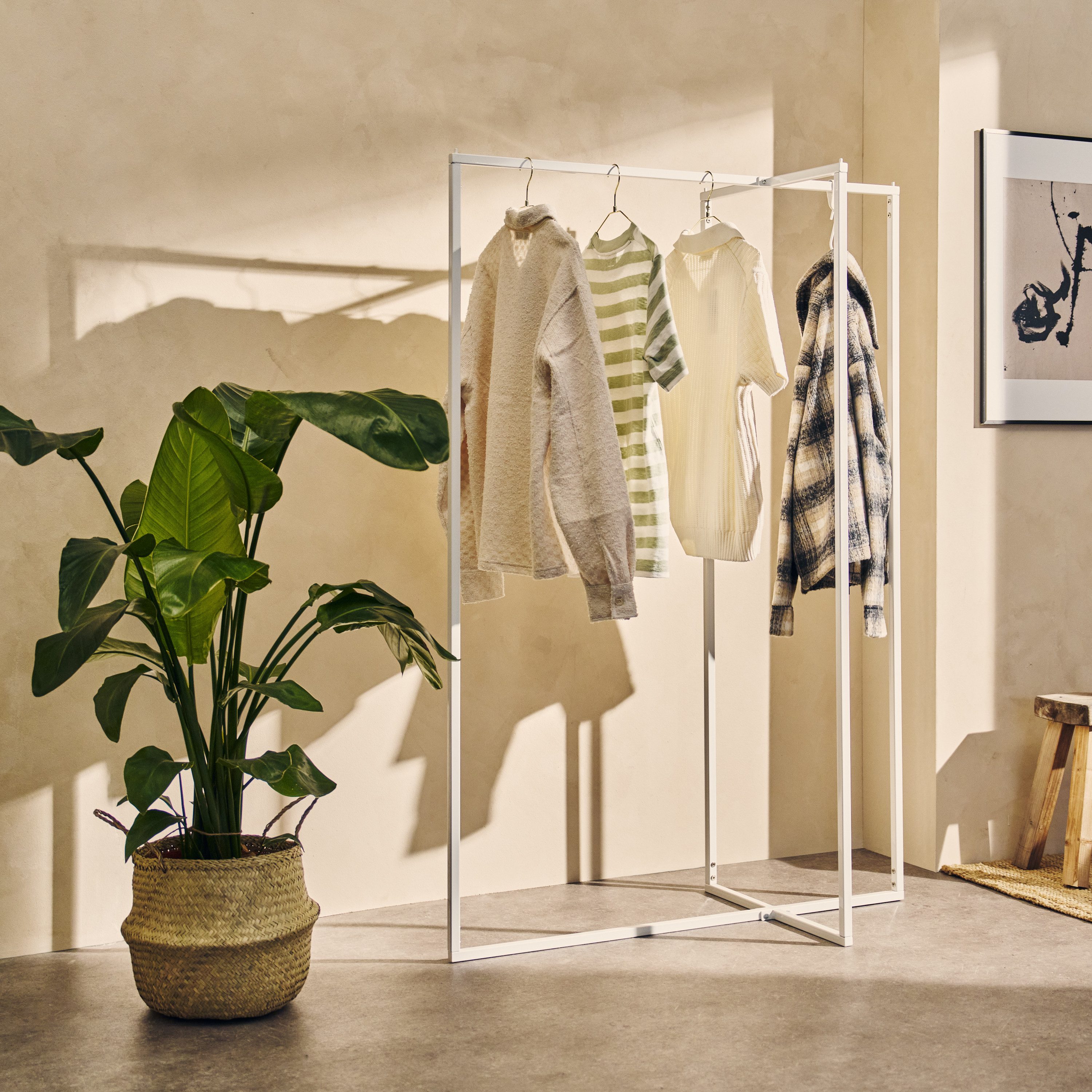 Natural Goods Berlin Kleiderständer KREUZ, Kleiderstange aus stabilem Metal günstig online kaufen