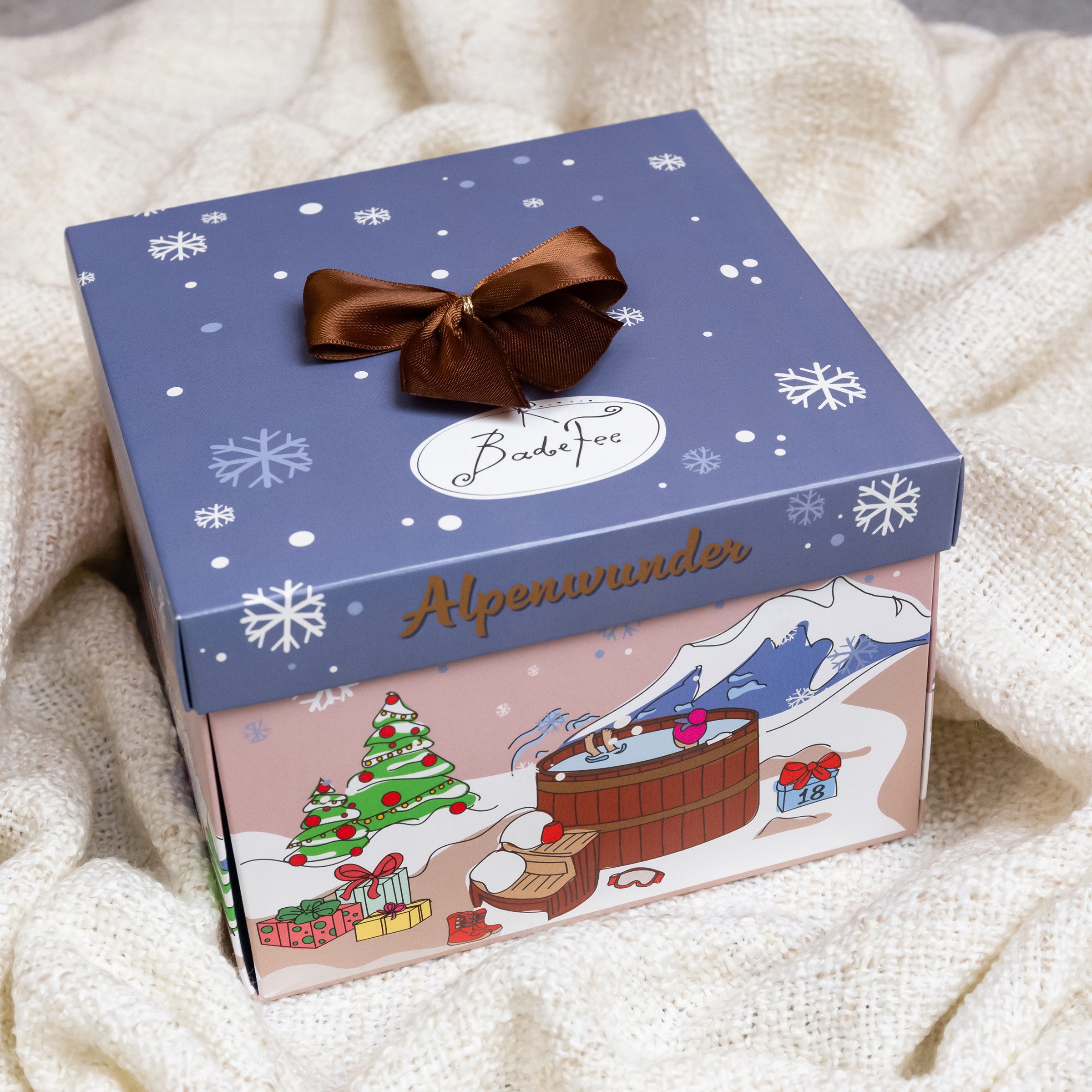 ACCENTRA Adventskalender BadeFee Adventskalender Alpenwunder 24 handgemachte Beauty & Pflege, BadeFee Alpenwunder - Mikroplastikfrei