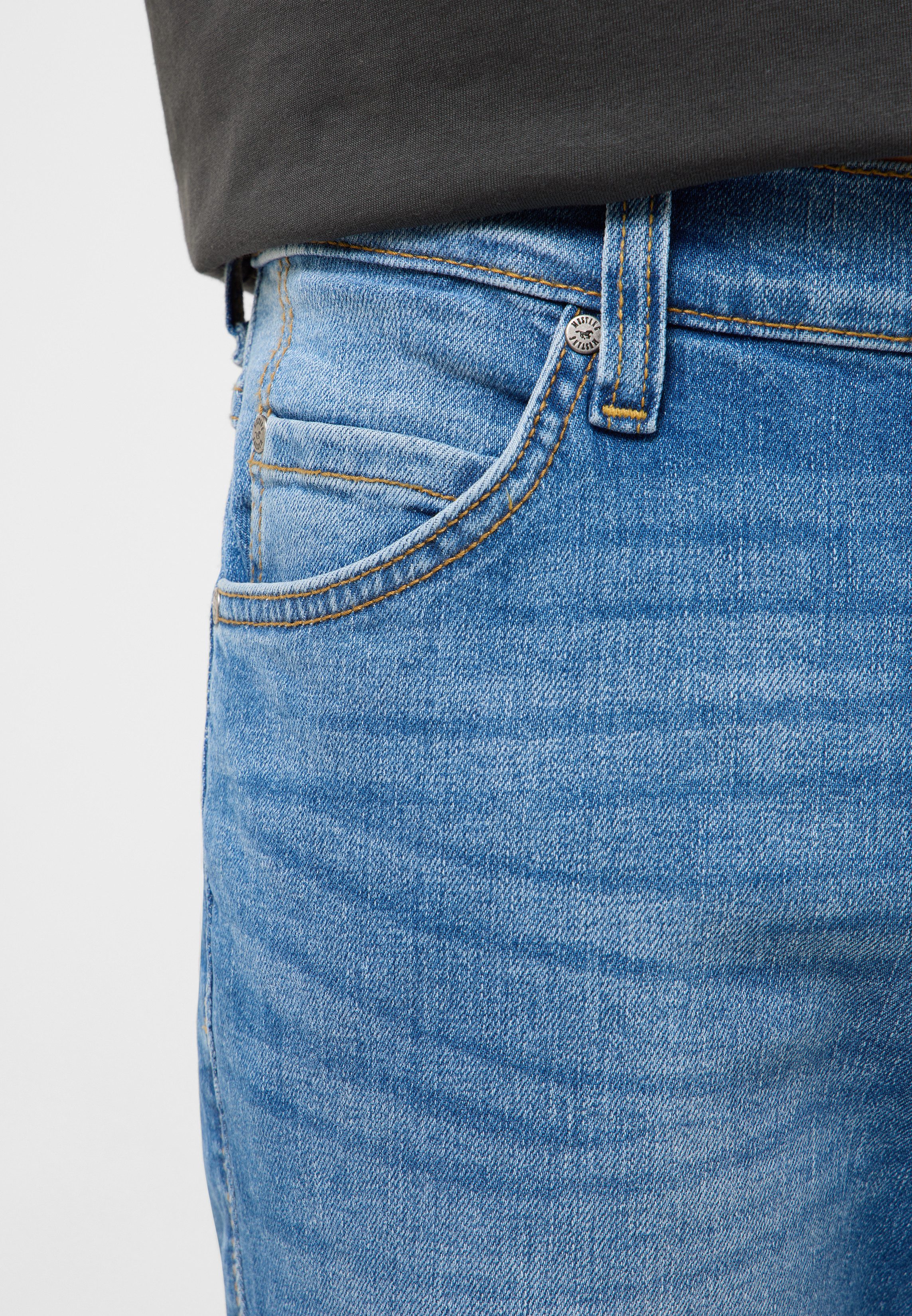 MUSTANG 5-Pocket-Jeans Tramper Straight mit mittelhohem Bund – Bild 3 von 5