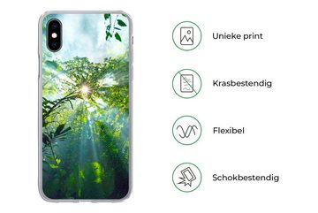 MuchoWow Handyhülle Die Sonne scheint durch die Wälder eines Regenwaldes in Malaysia, Handyhülle Apple iPhone Xs, Smartphone-Bumper, Print, Handy