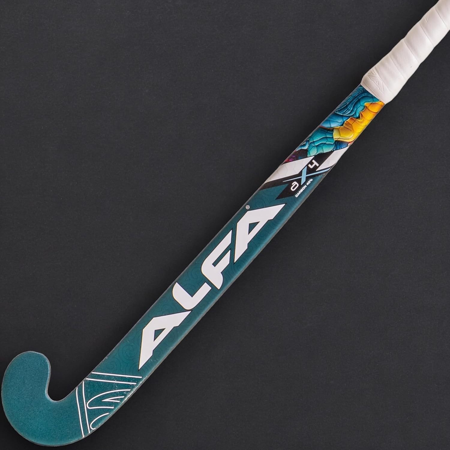 ALFA Eishockeyschläger AX4 Hockeyschläger 36,5" Grün Carbon-Komposit mit Tasche & Ball (Feldhockeyschläger-Set mit Schlägertasche & Hohlball, 36,5", 40 % Carbon Composite, Farbe: Green Spark, Unisex) Scoop Bend für Drag Flicks, ergonomischer Griff, leicht & robust