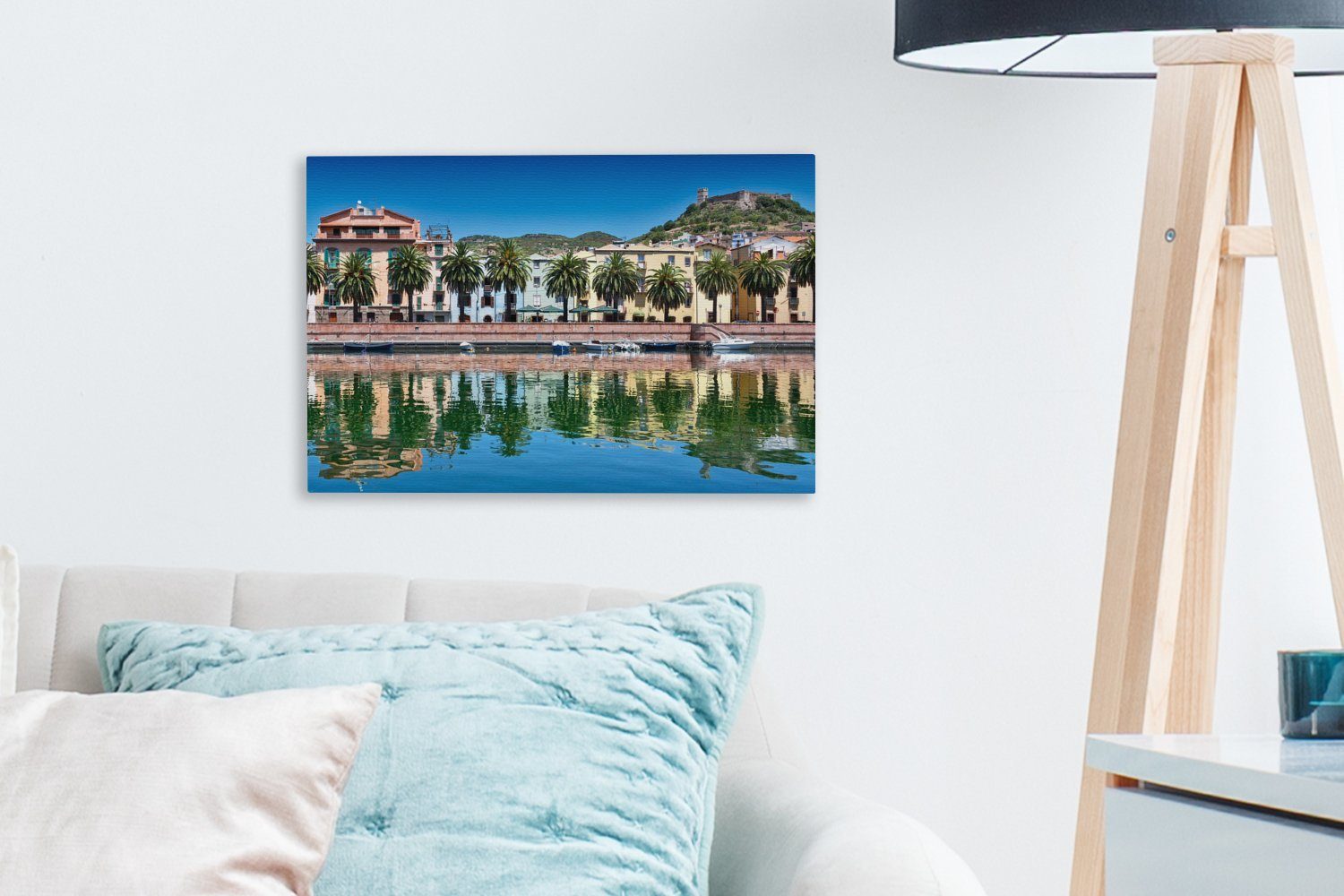 OneMillionCanvasses® Leinwandbild Die Uferpromenade von Italien, cm Aufhängefertig, St), Wandbild Bosa Leinwandbilder, (1 Wanddeko, 30x20