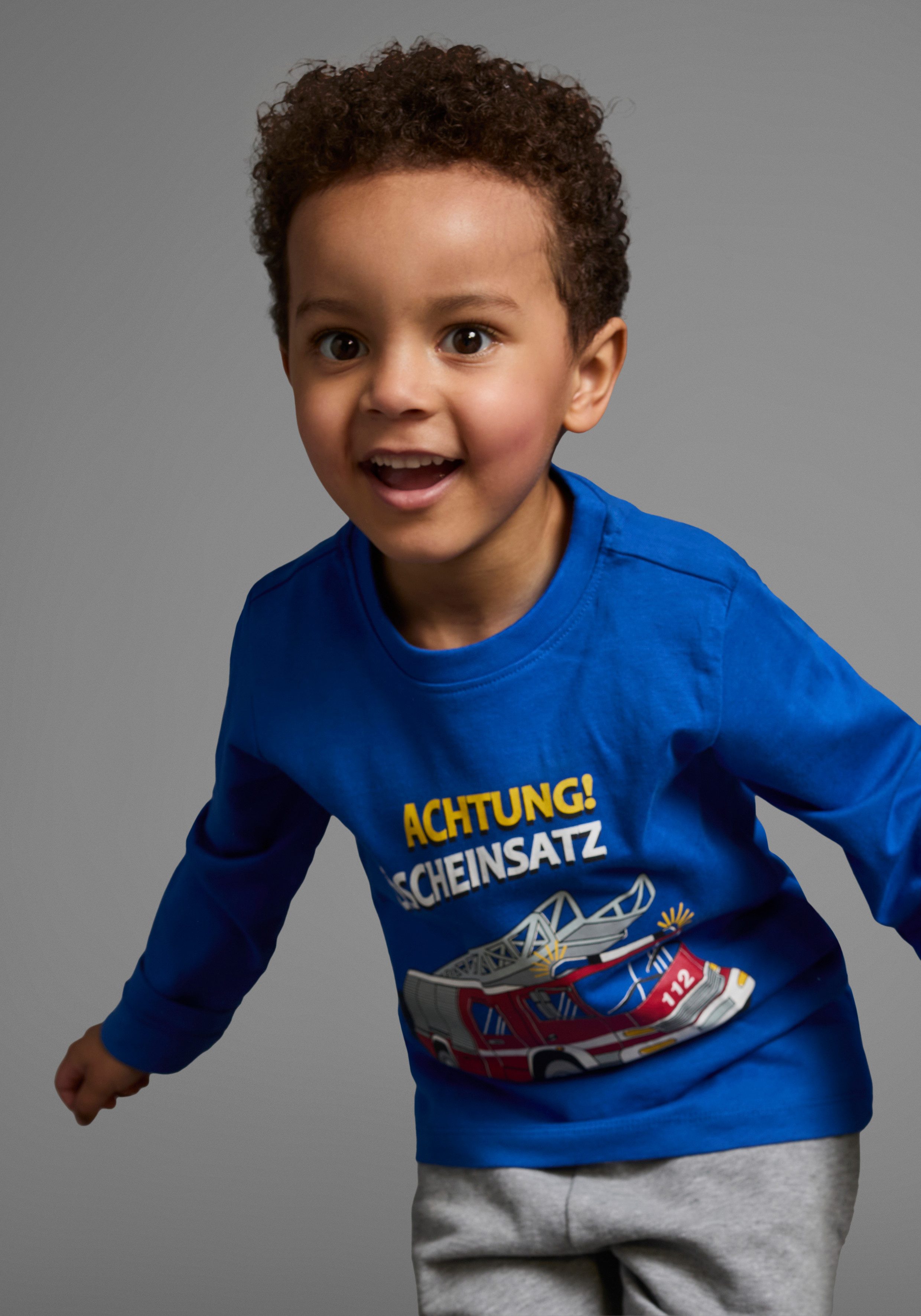 KIDSWORLD Langarmshirt Mit Feuerwehr-Druck: ACHTUNG LÖSCHEINSATZ Langarm, Basic-Passform, bedruckt, Rundhalsausschnitt